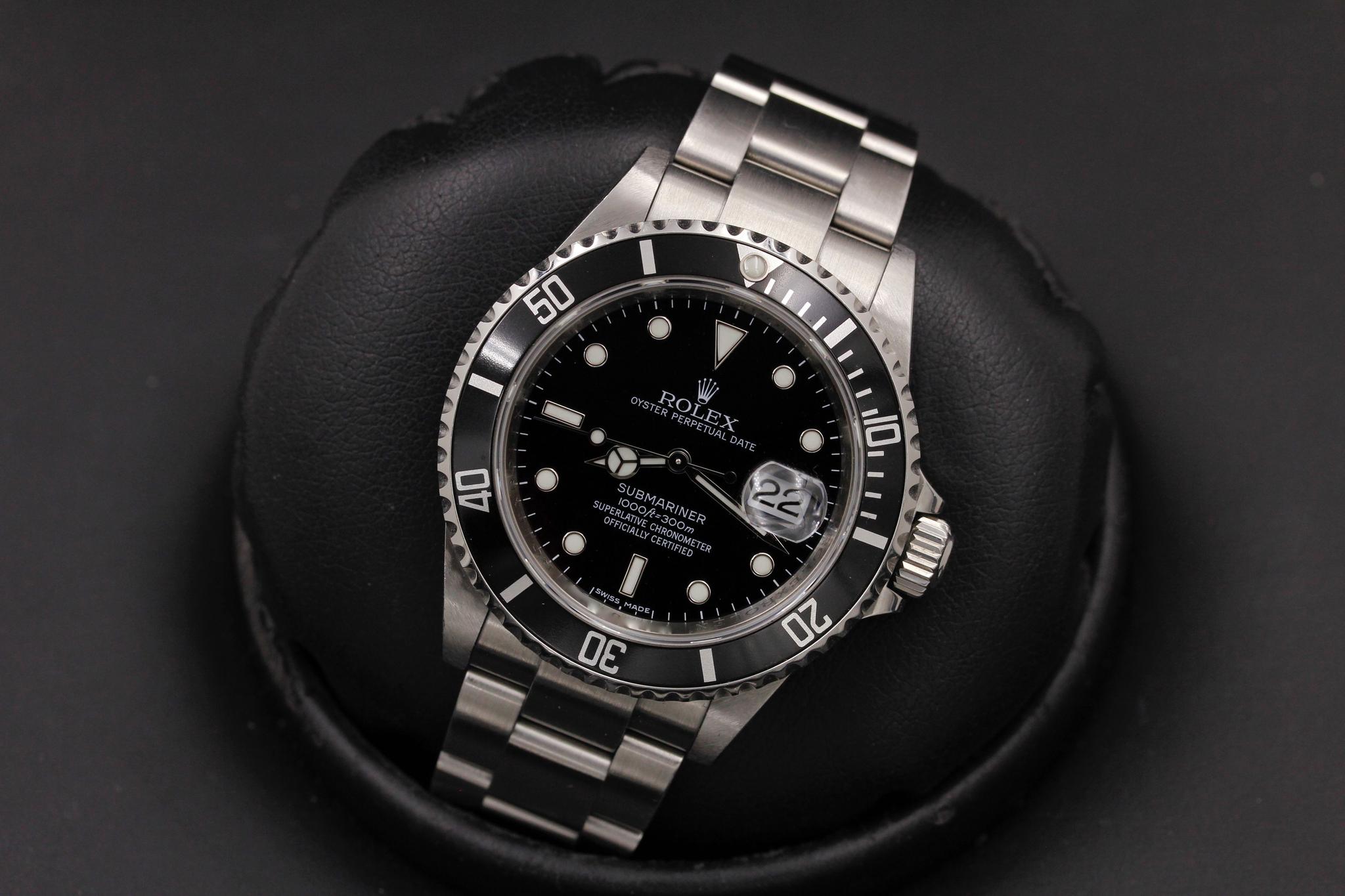 Watch Image 11