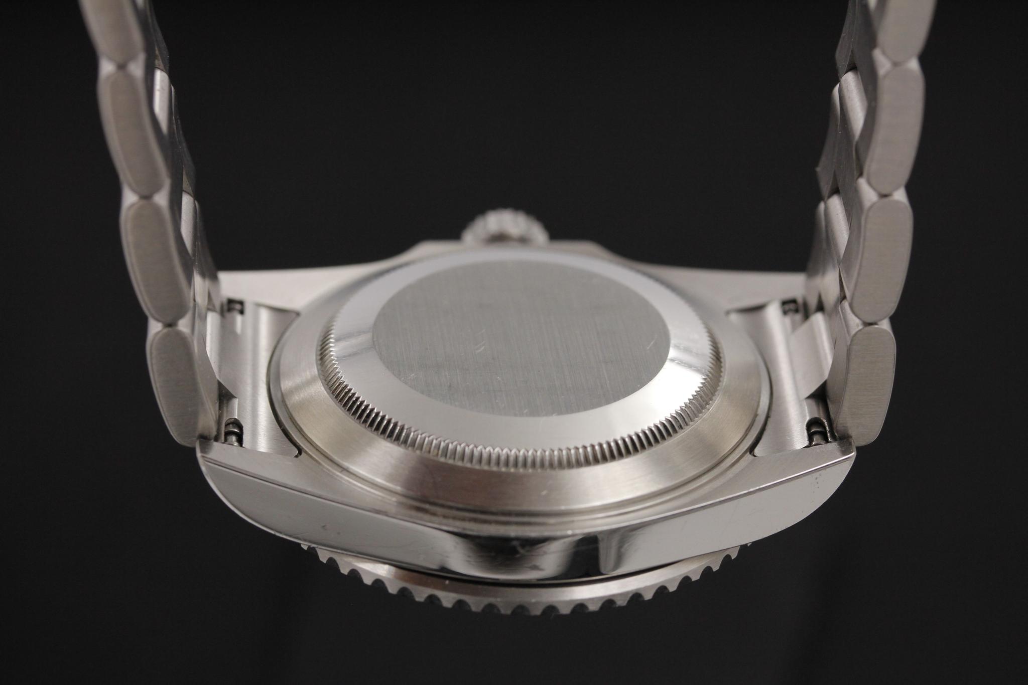 Watch Image 7