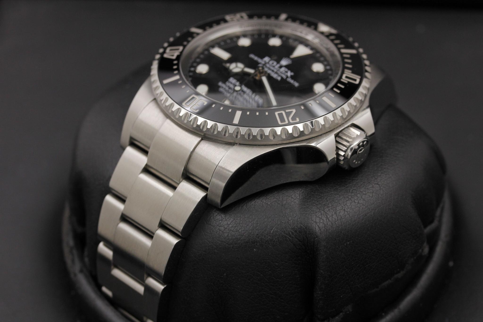 Watch Image 2