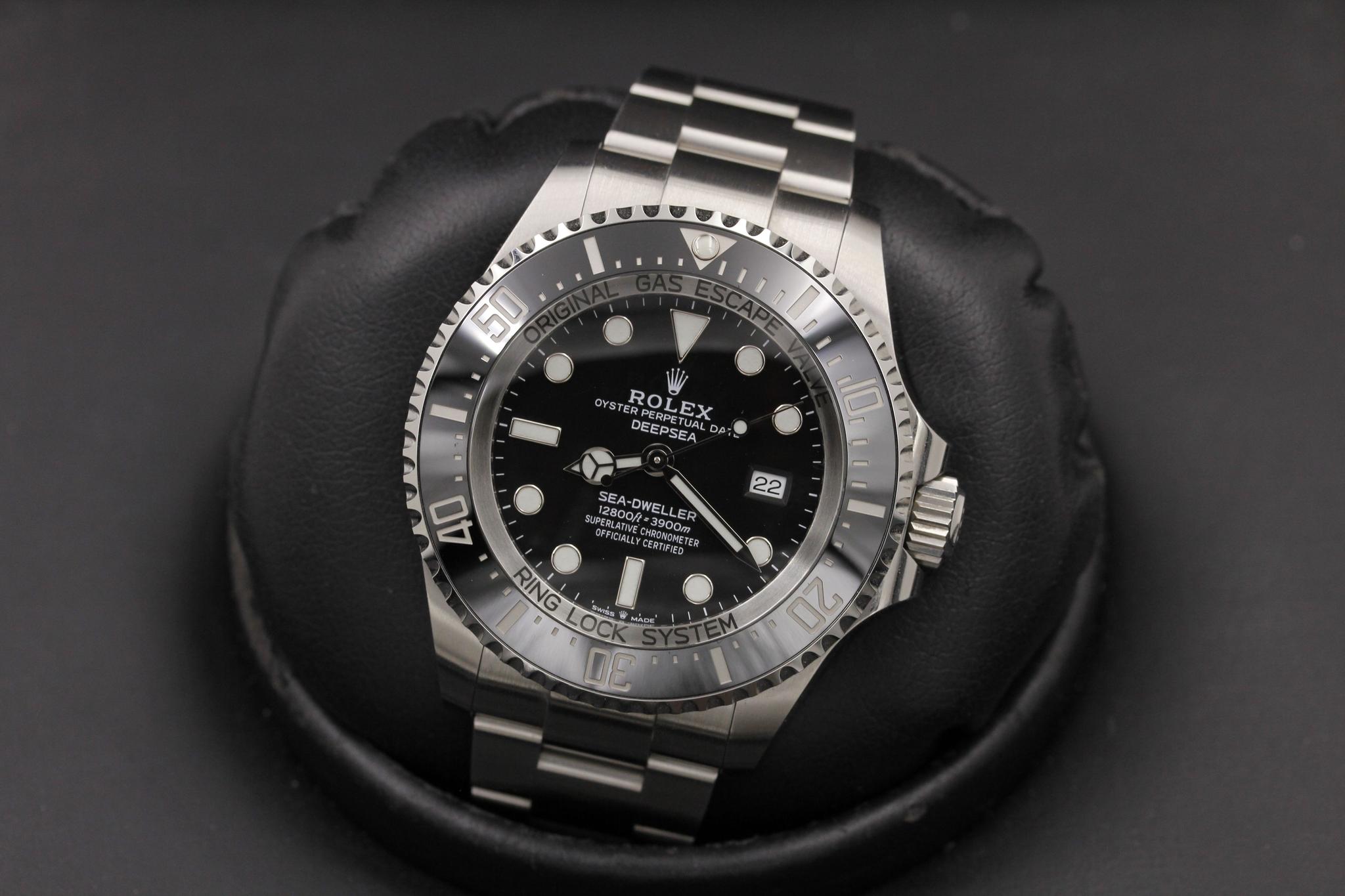 Watch Image 9