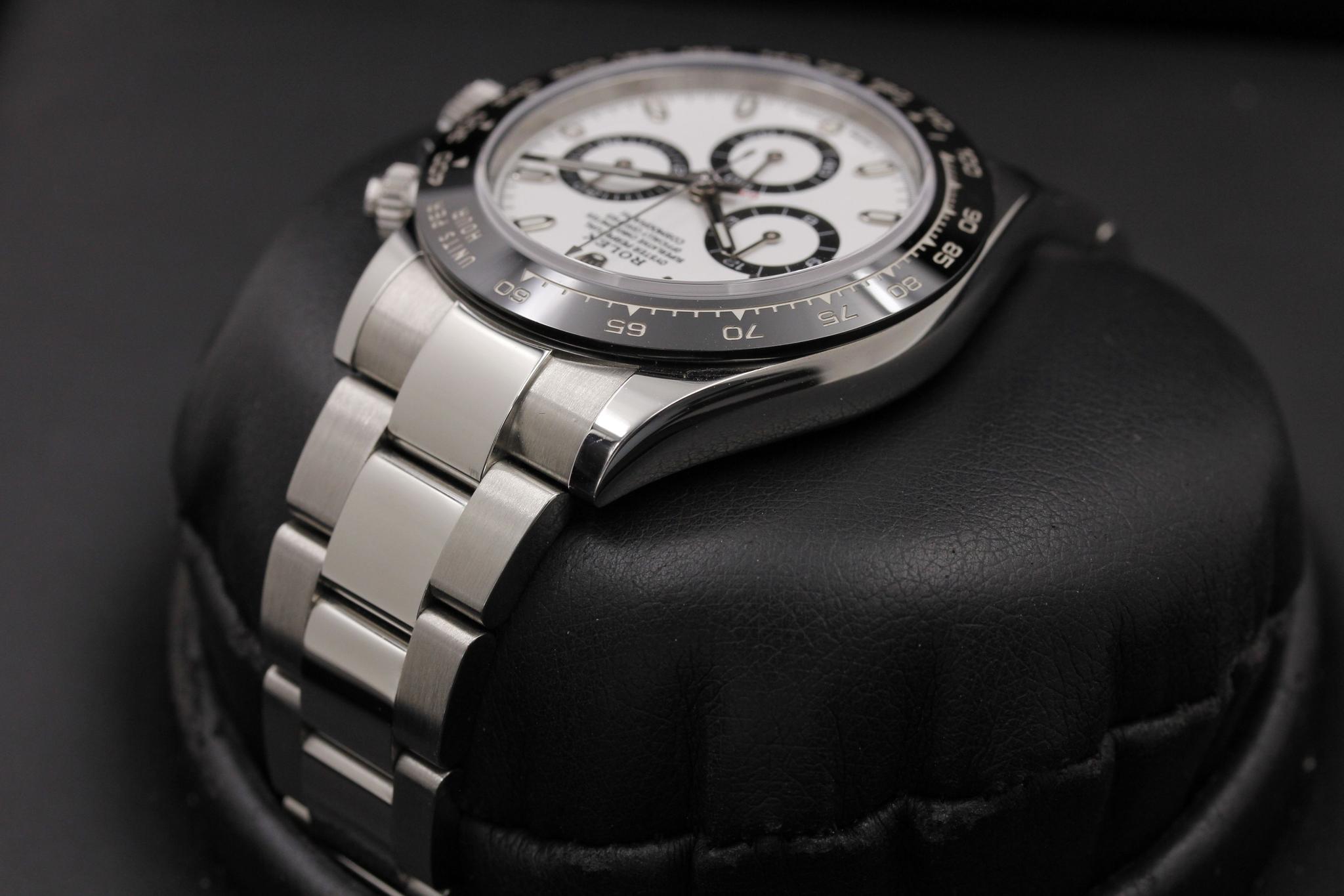 Watch Image 5