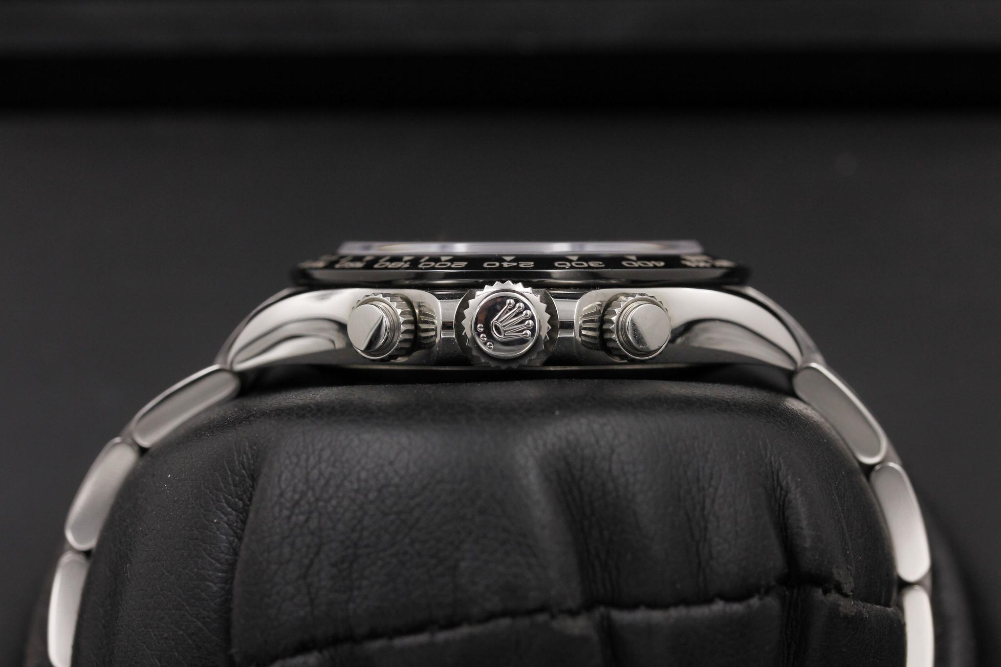 Watch Image 3