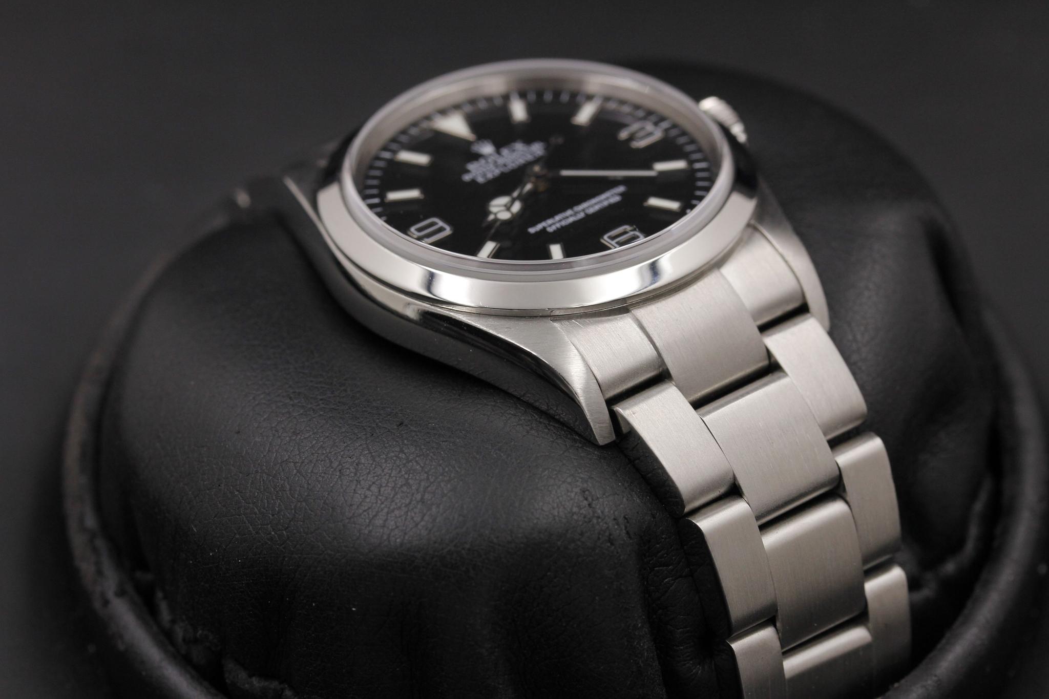 Watch Image 6