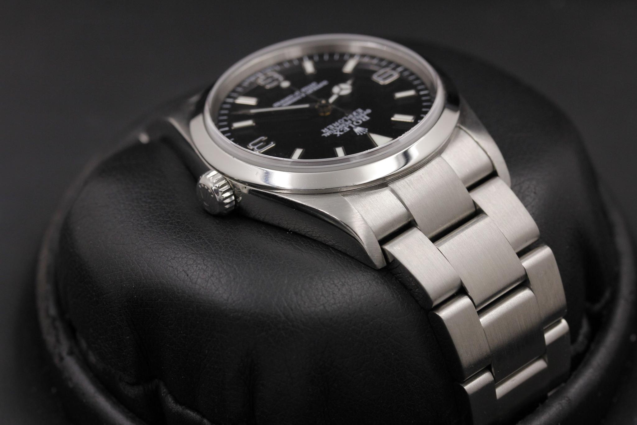 Watch Image 4