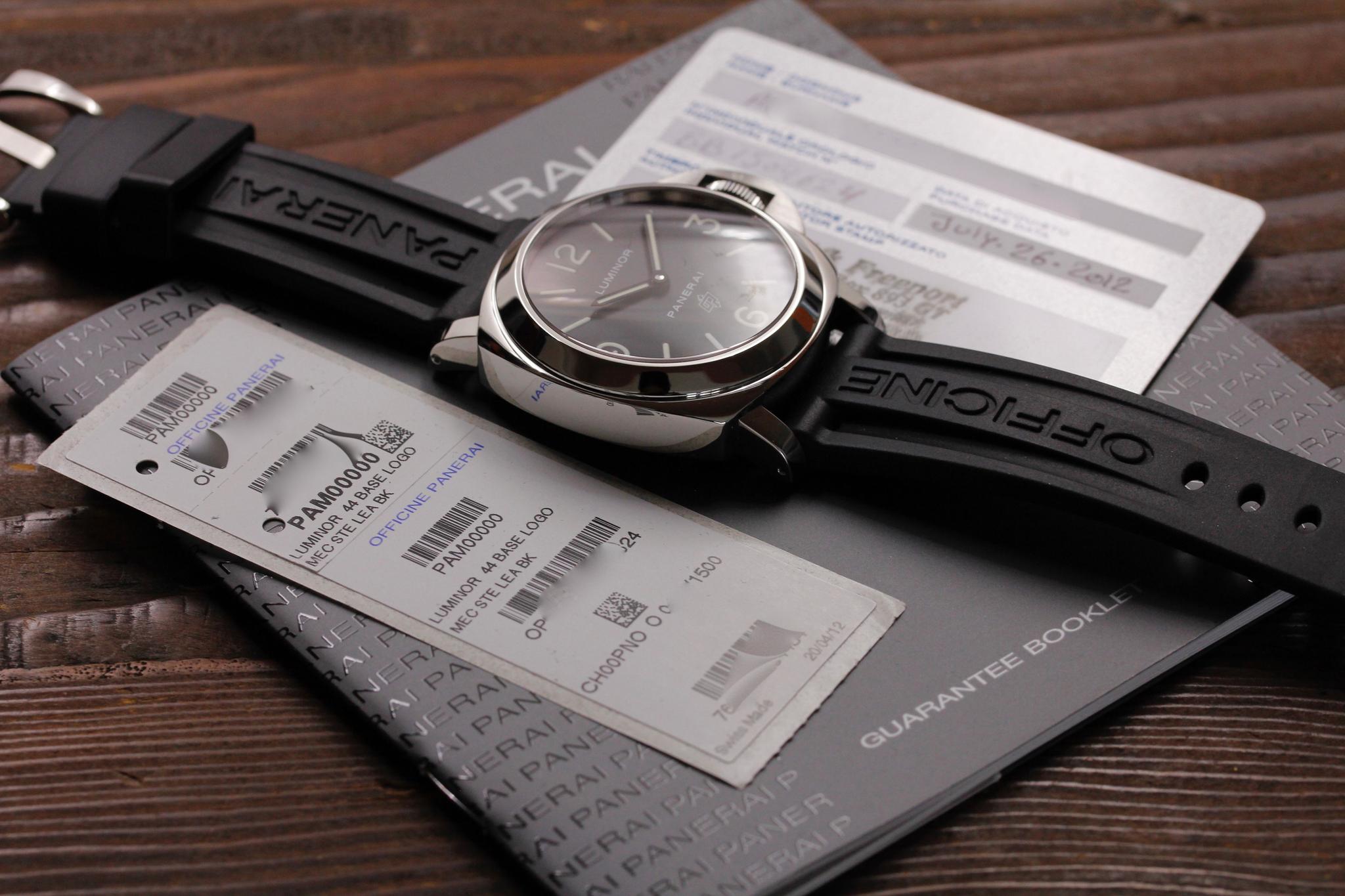 Watch Image 11