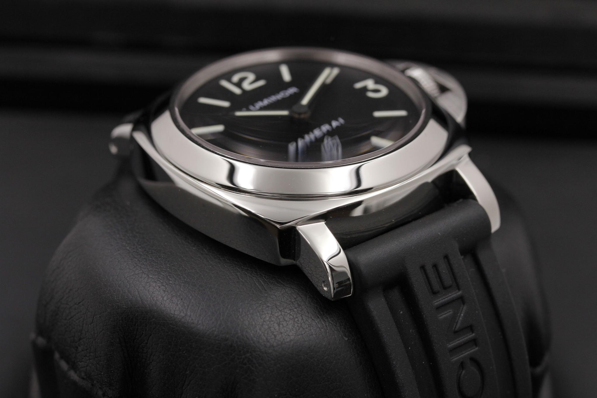 Watch Image 6