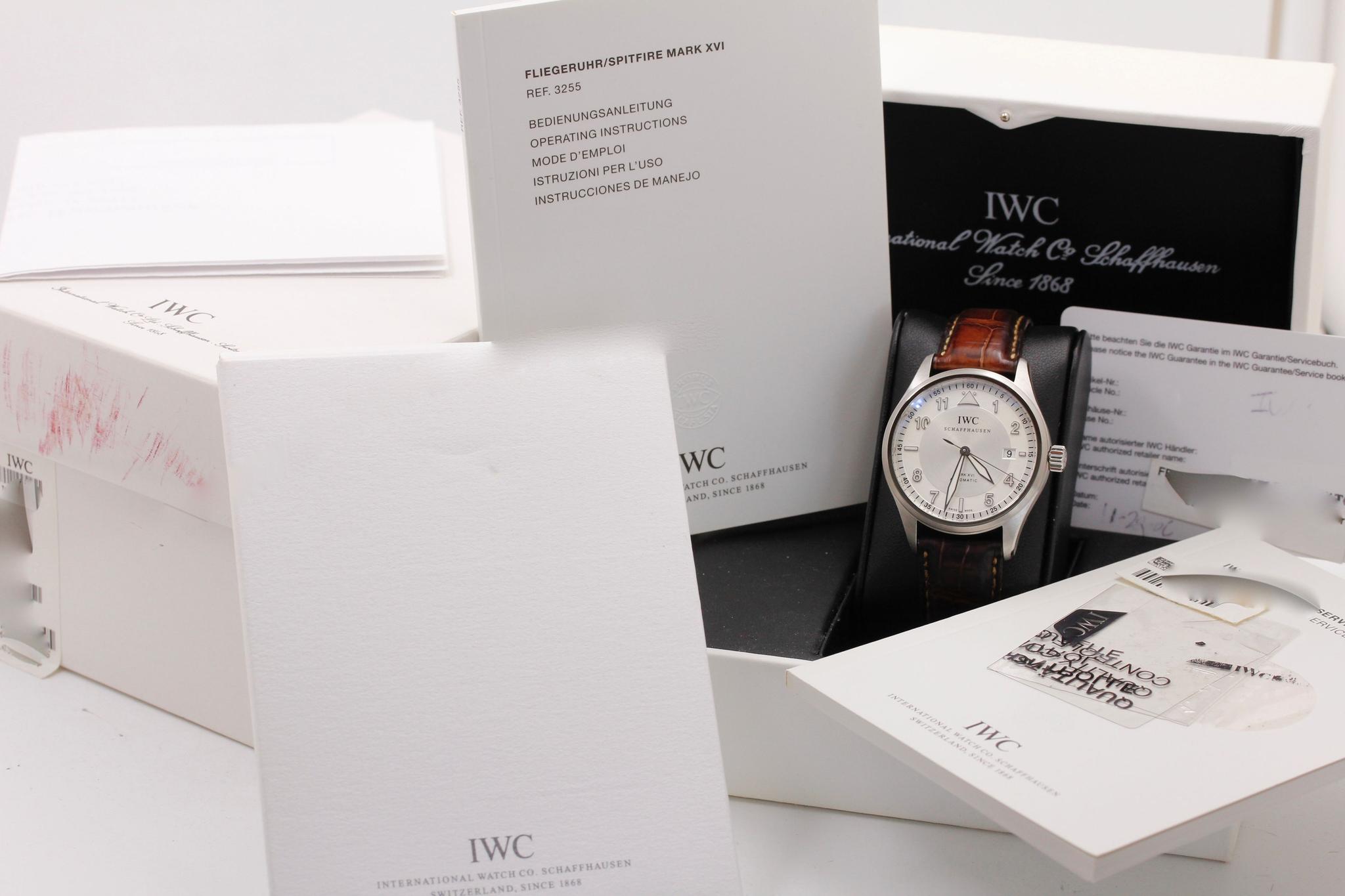 Watch Image 11