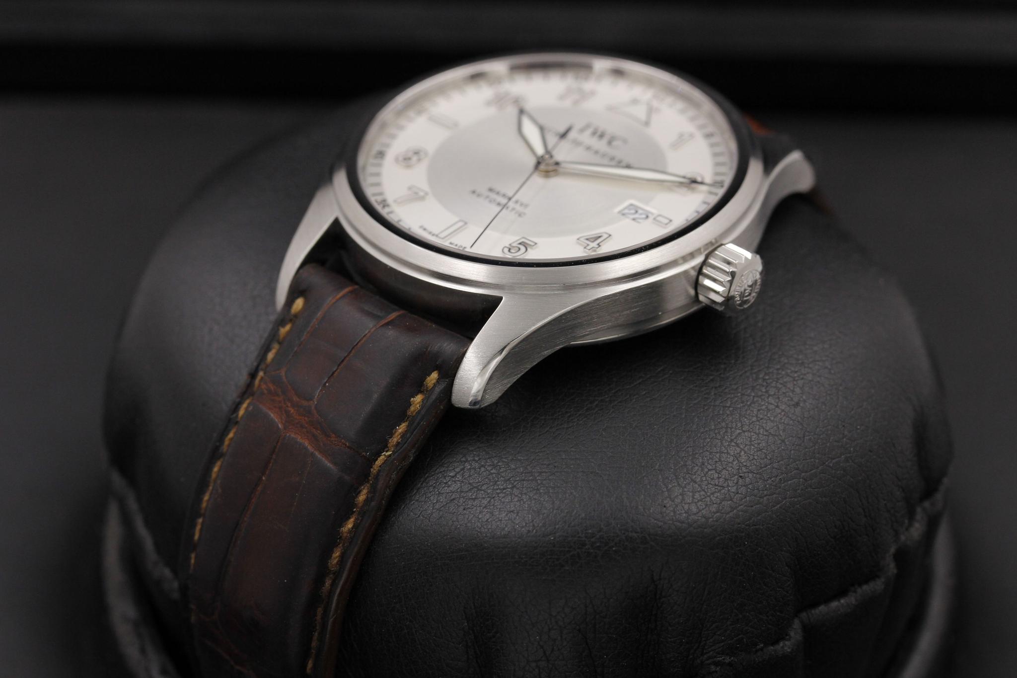 Watch Image 2