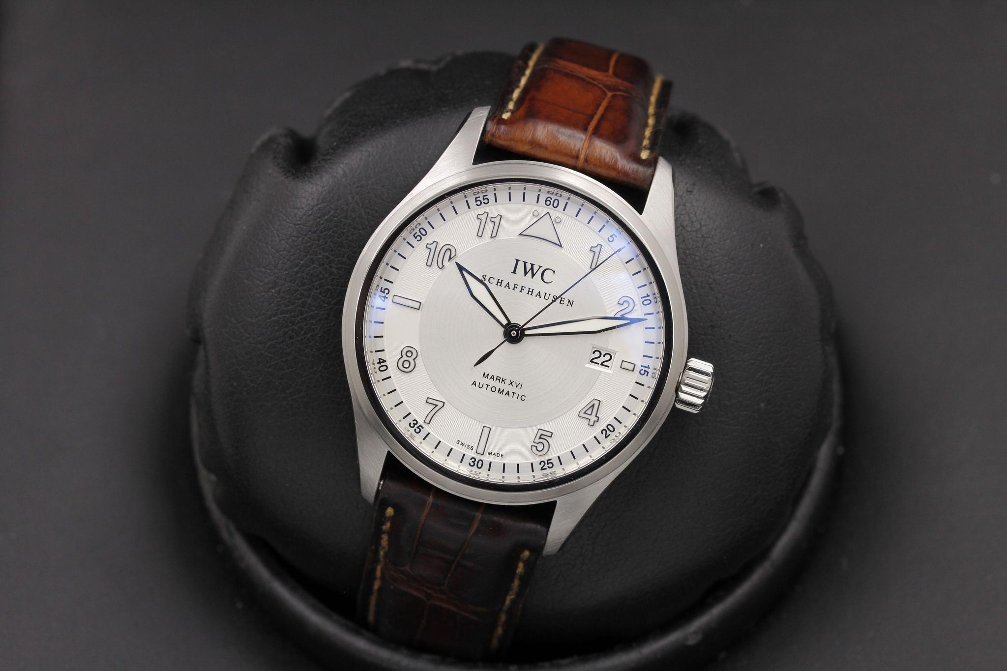 Watch Image 8