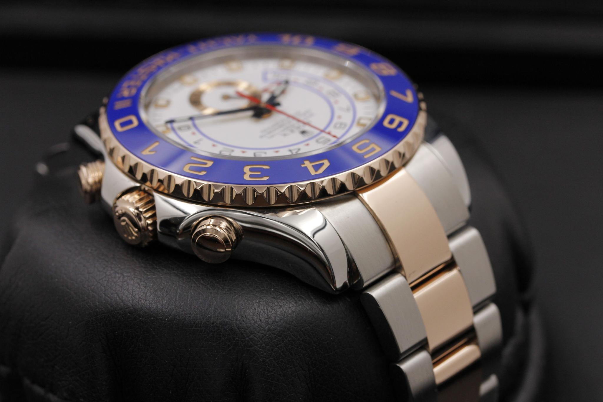 Watch Image 4