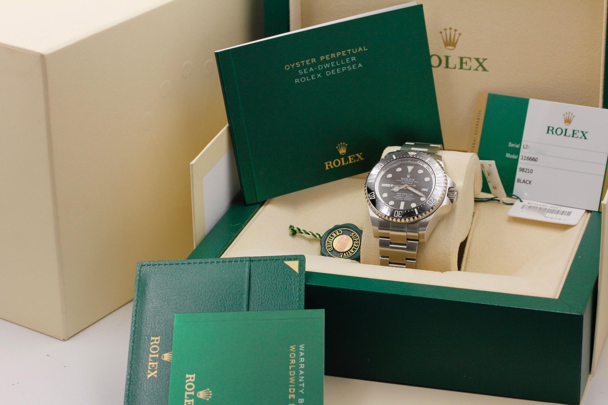 Watch Image 12