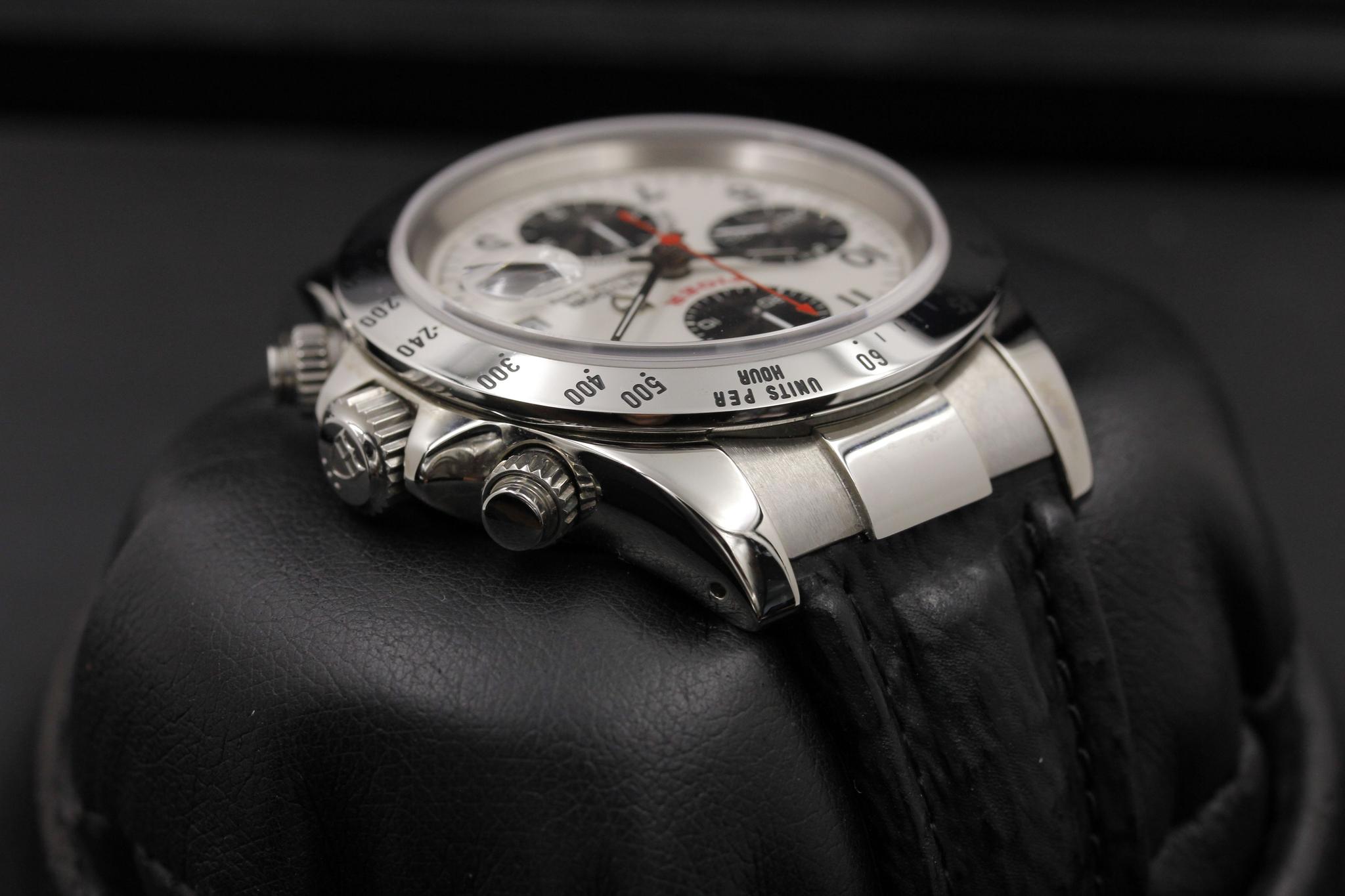 Watch Image 6