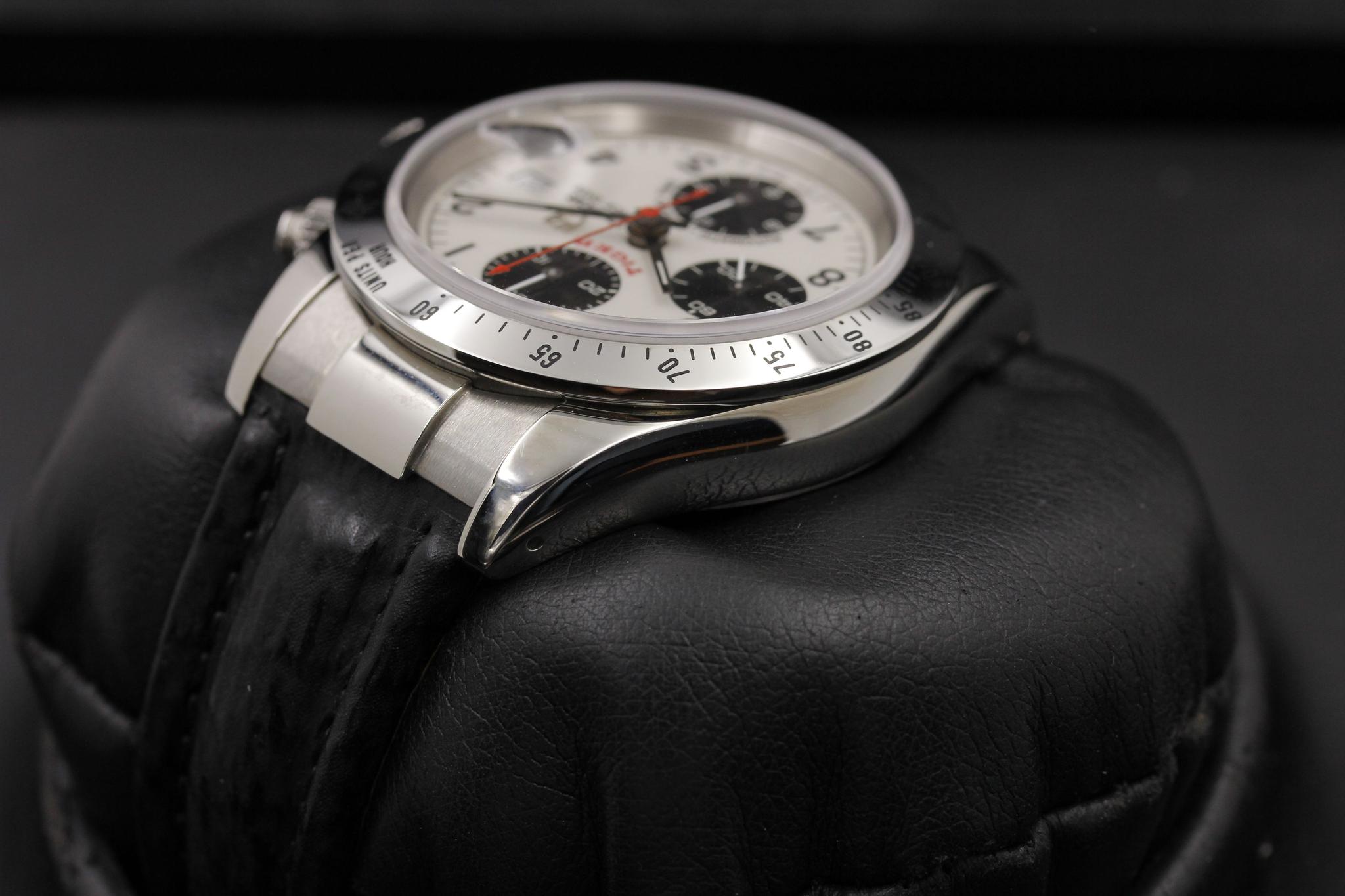 Watch Image 5