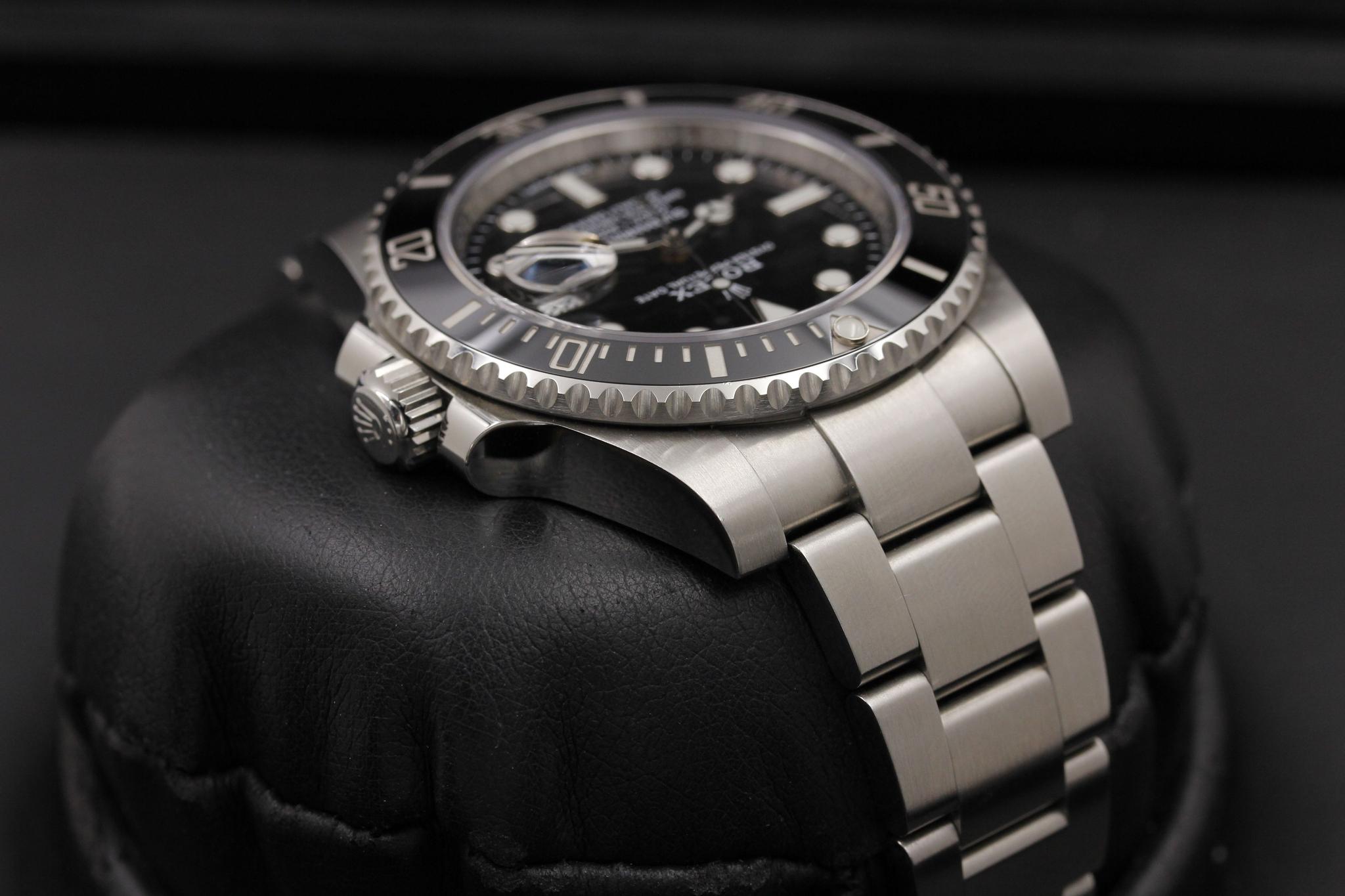 Watch Image 4
