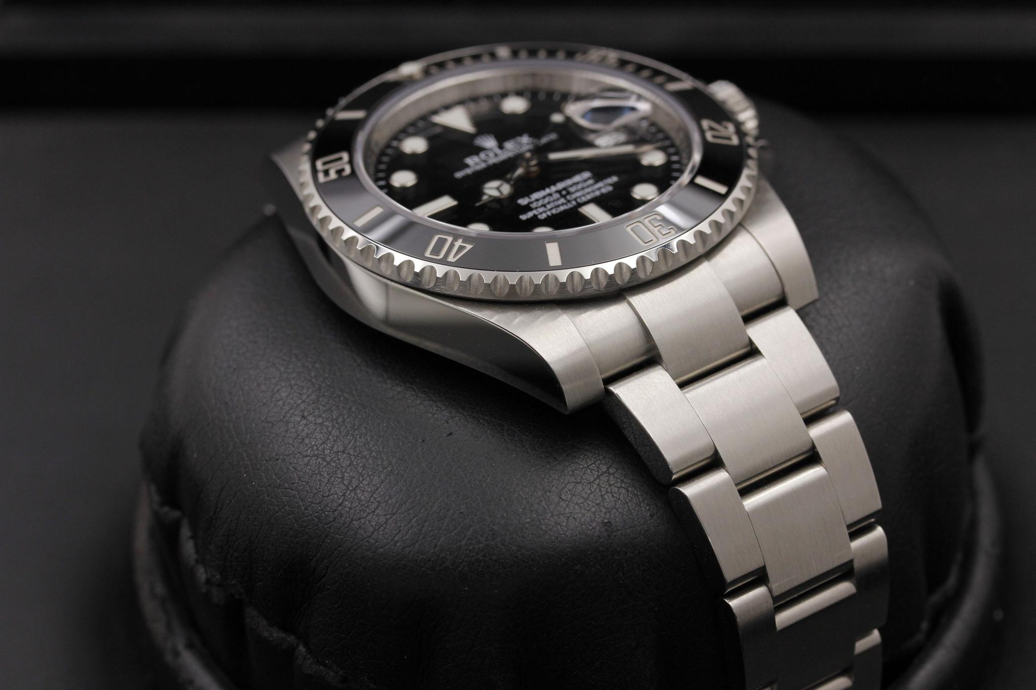 Watch Image 6