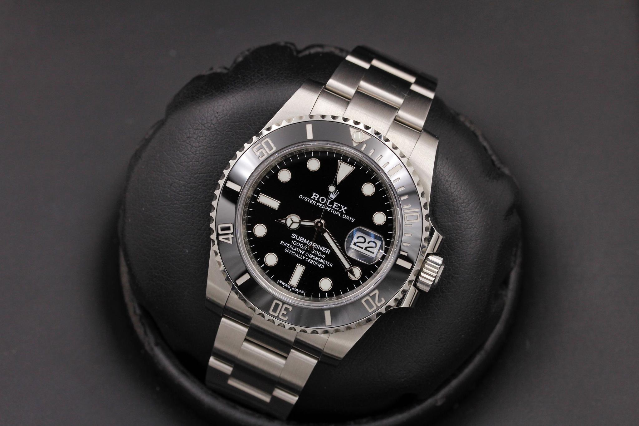 Watch Image 10