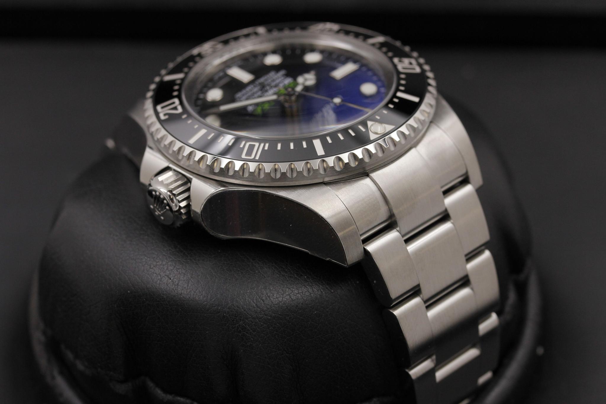 Watch Image 4