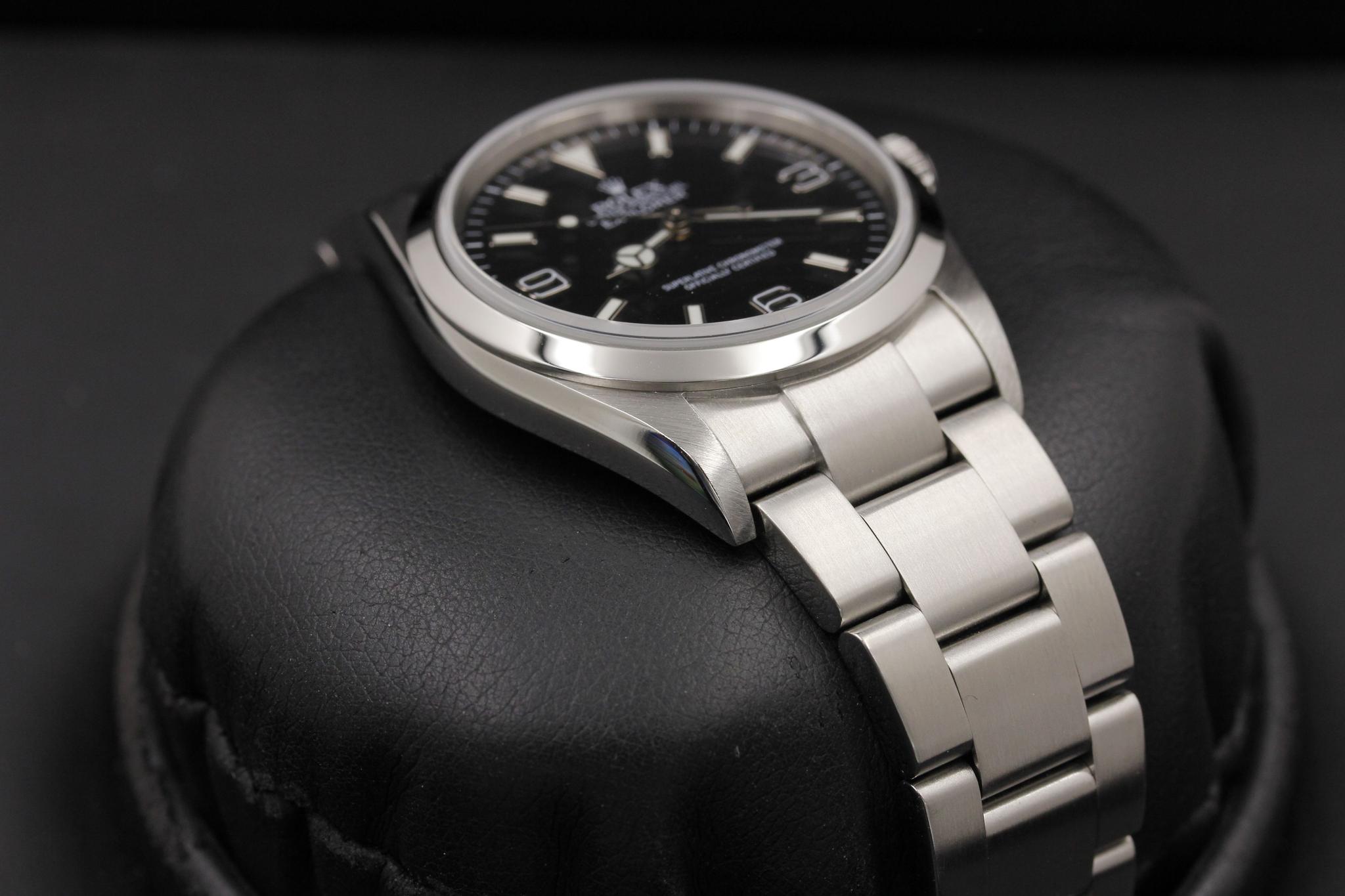 Watch Image 6