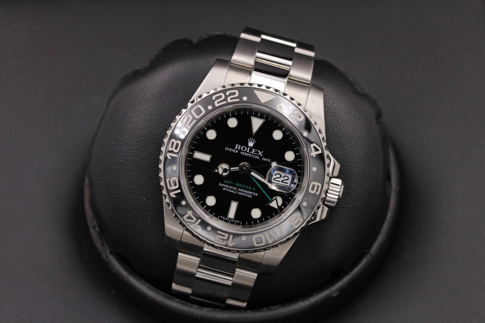 Watch Image 10