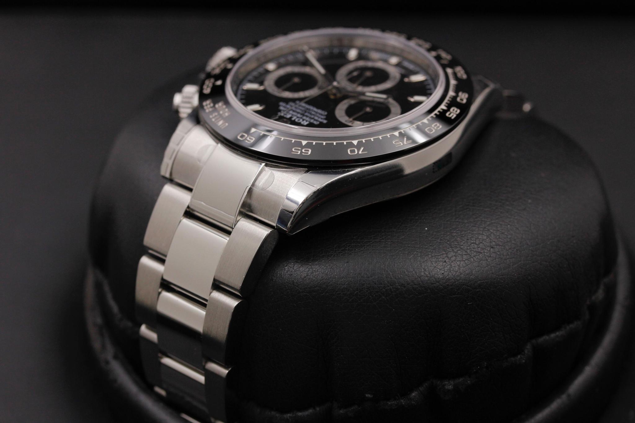 Watch Image 5