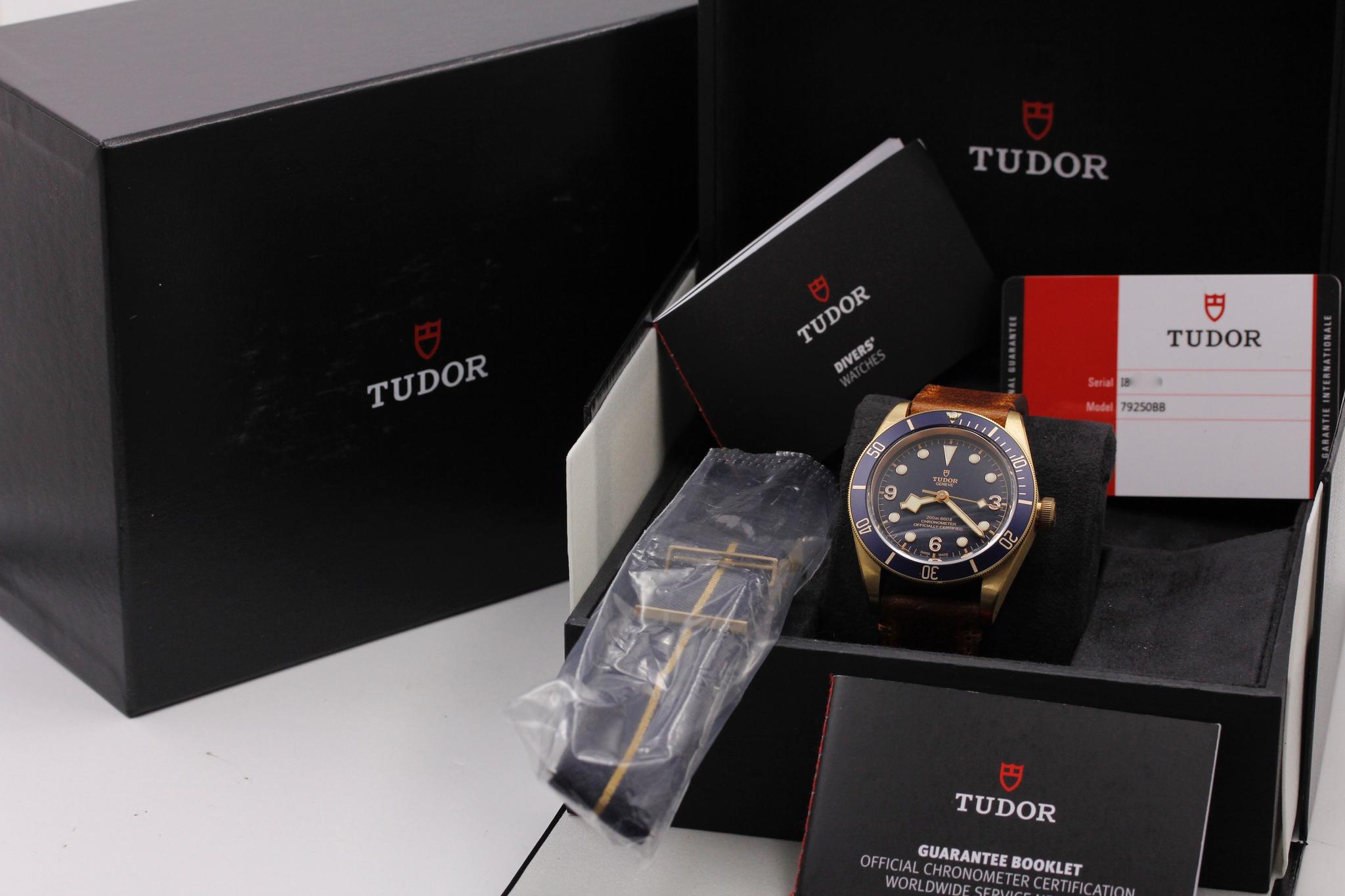 Watch Image 11