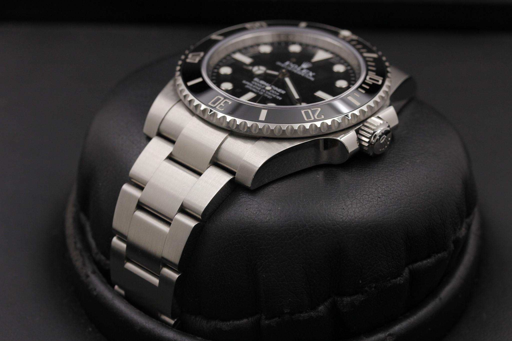 Watch Image 2