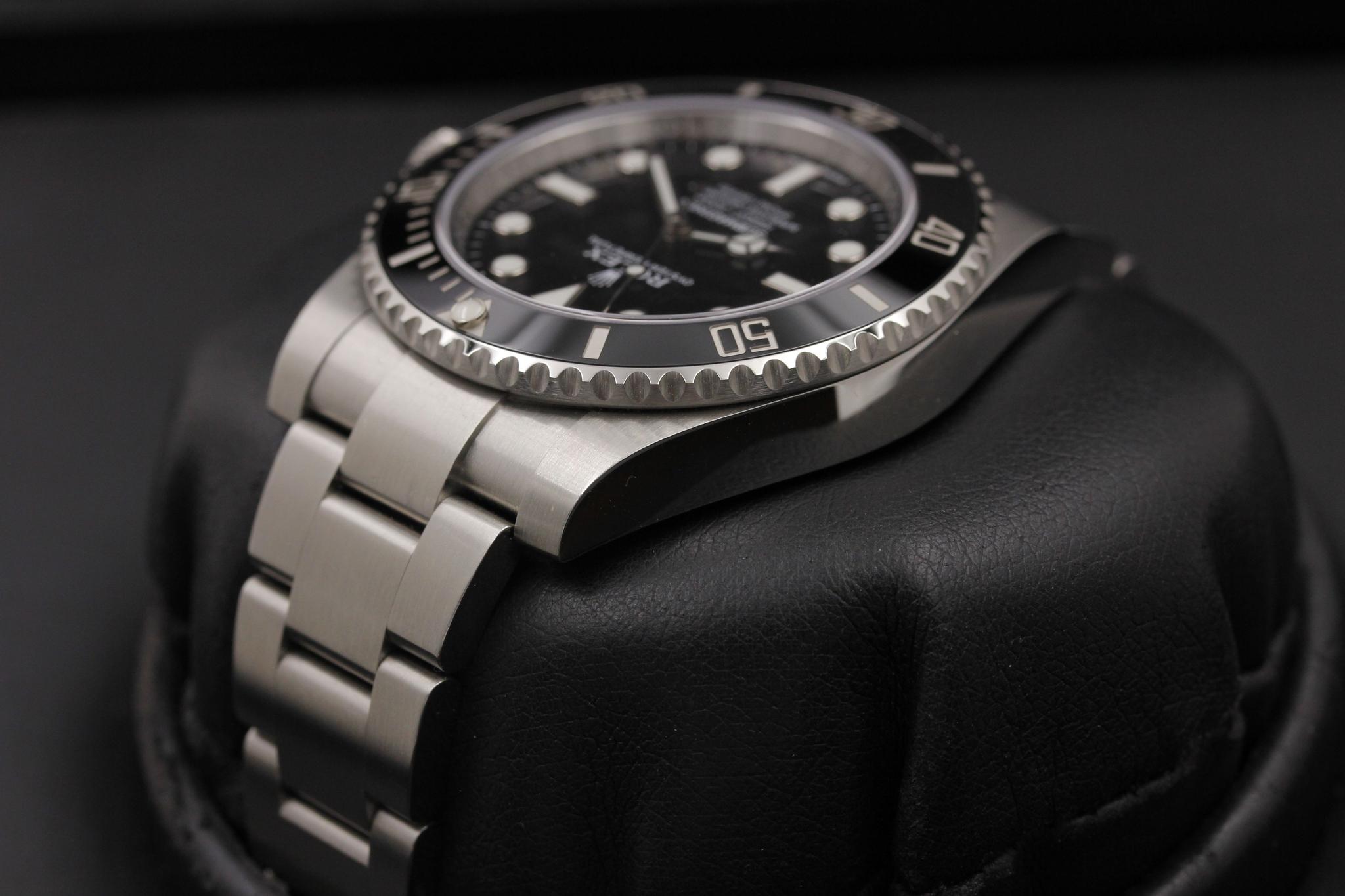 Watch Image 5