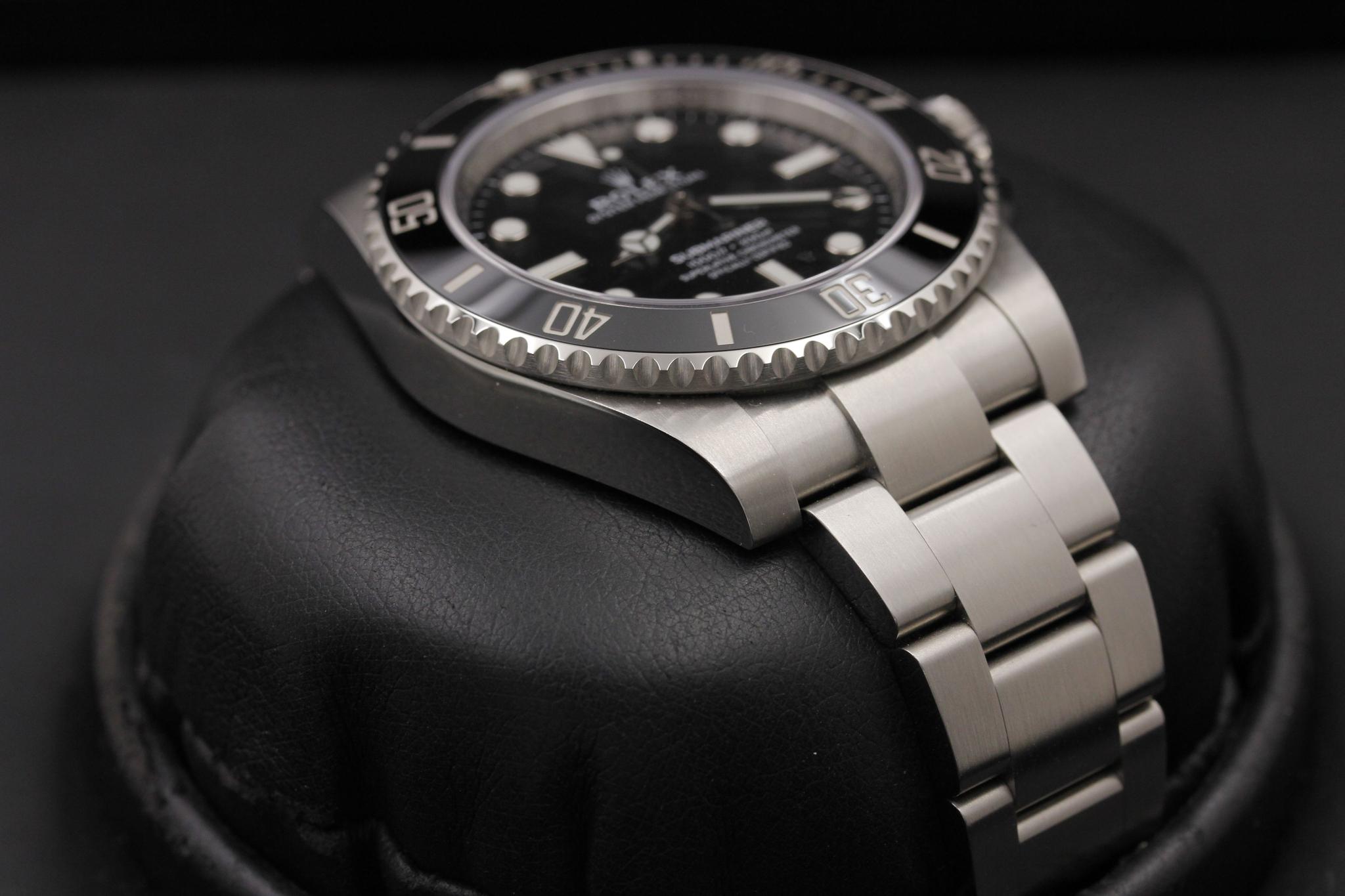 Watch Image 6