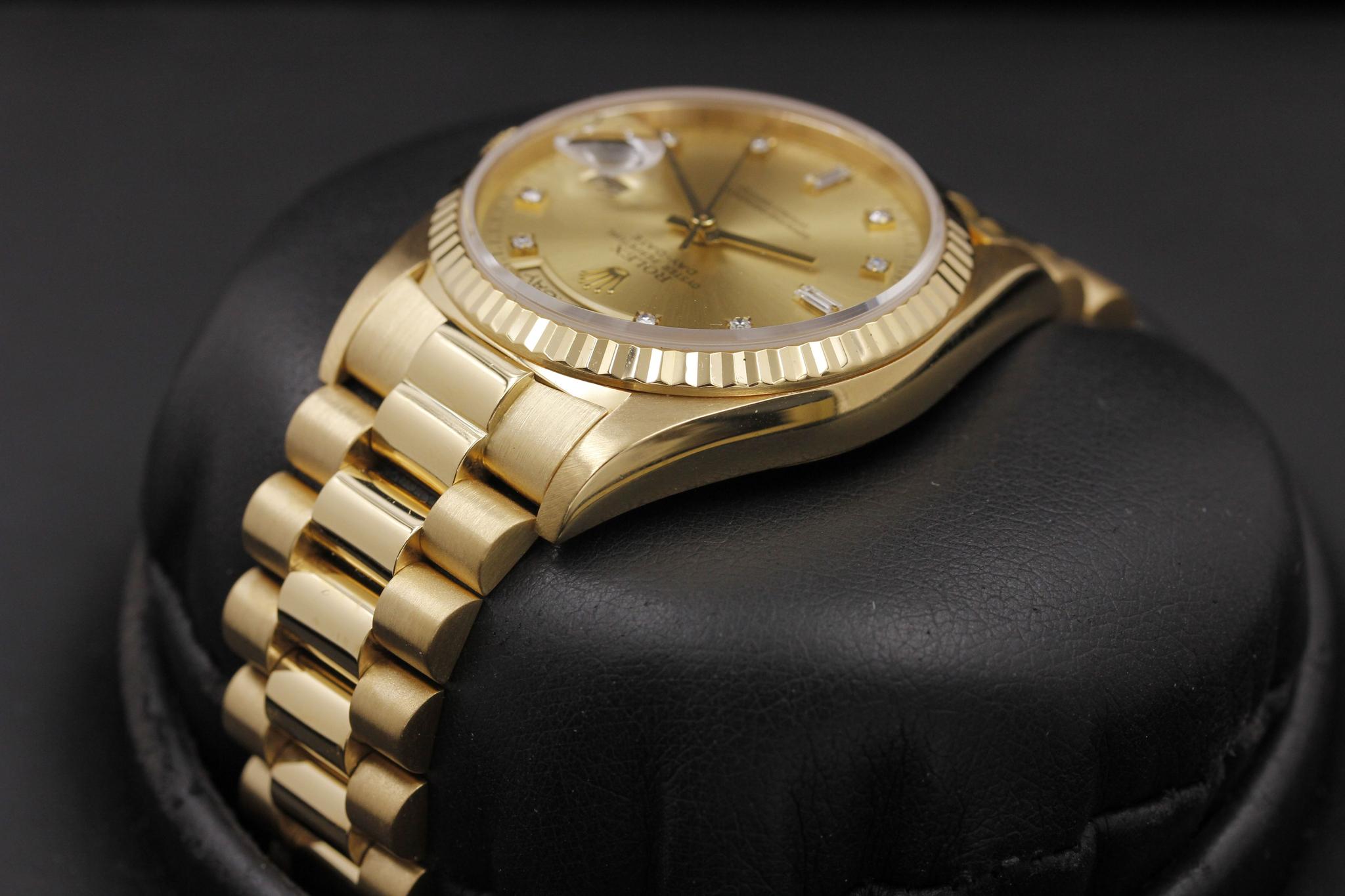 Watch Image 5