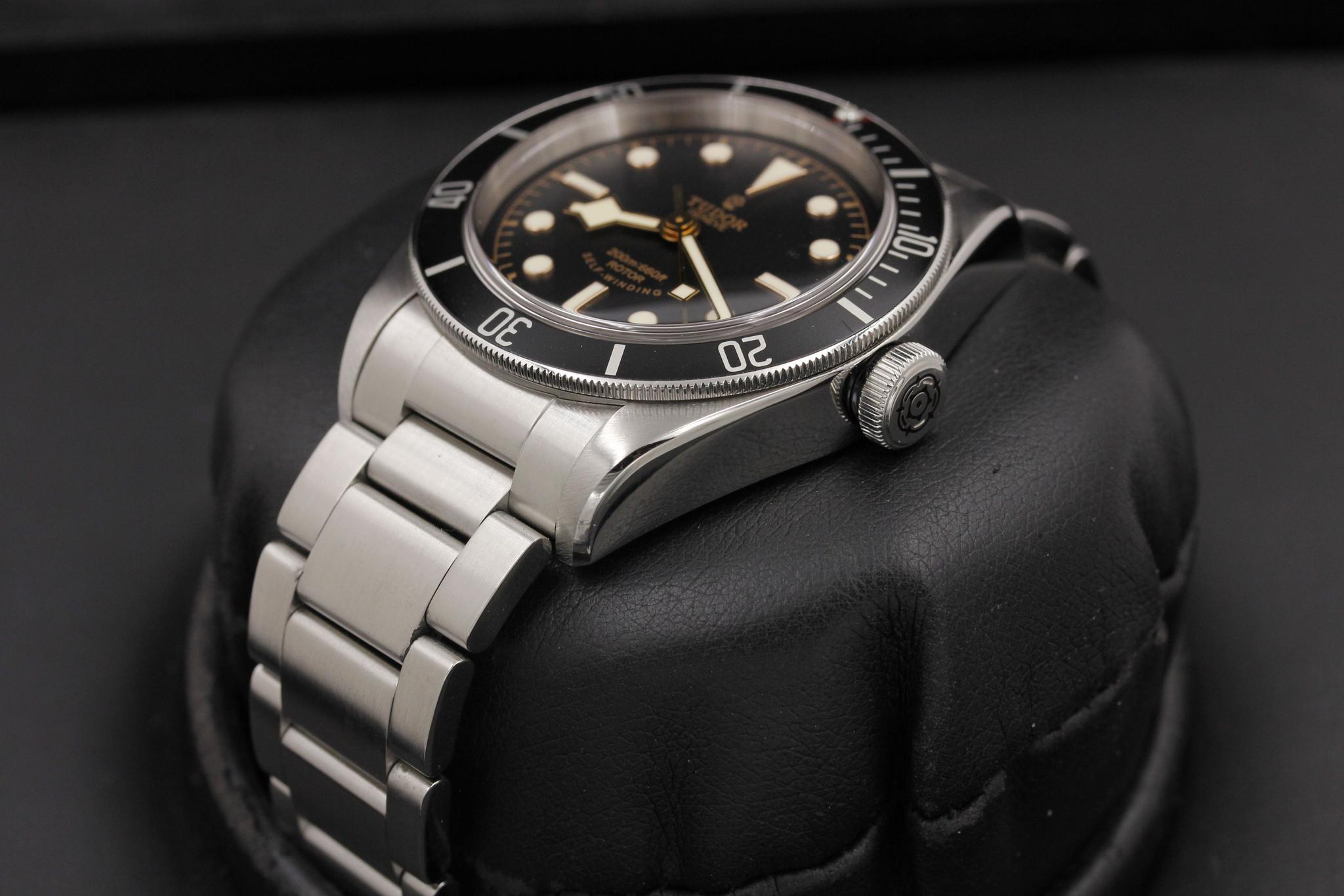 Watch Image 2
