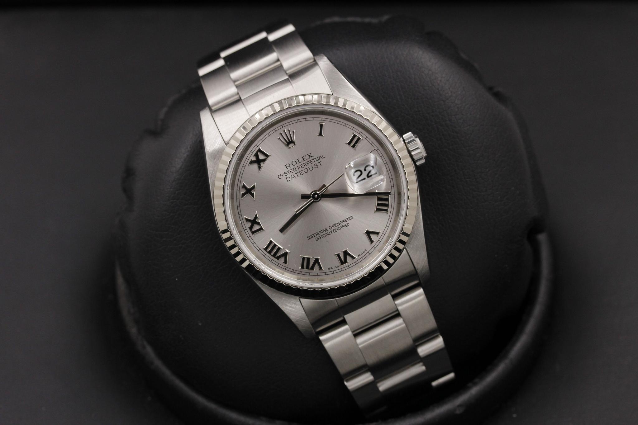 Watch Image 9
