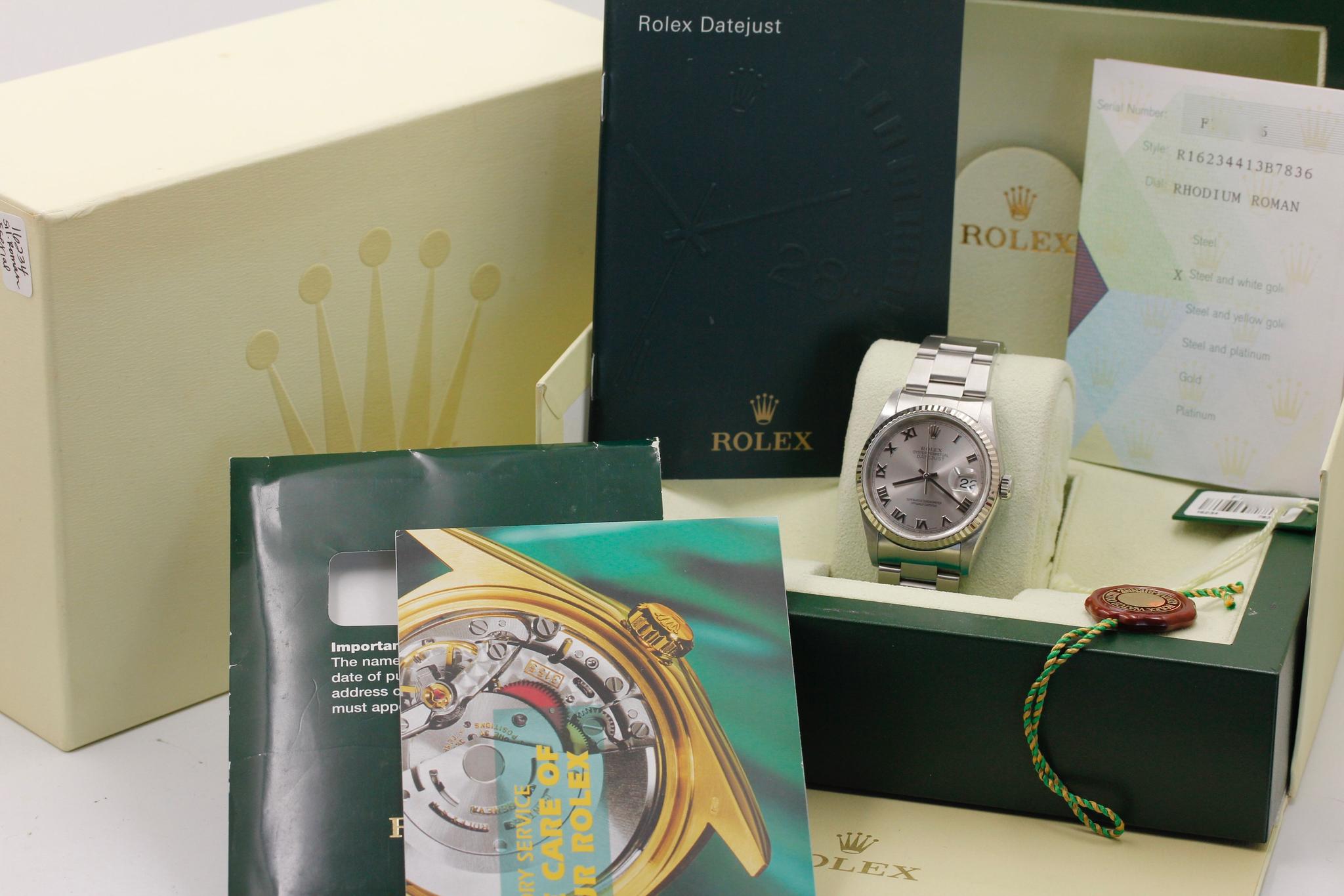 Watch Image 12