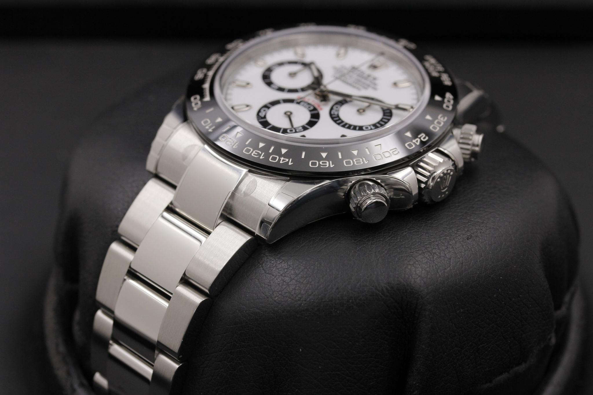 Watch Image 2