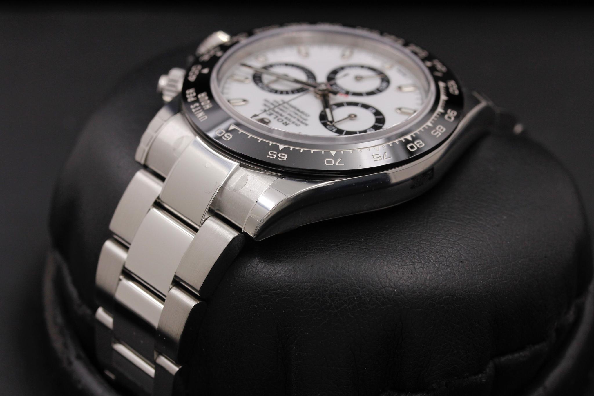 Watch Image 5