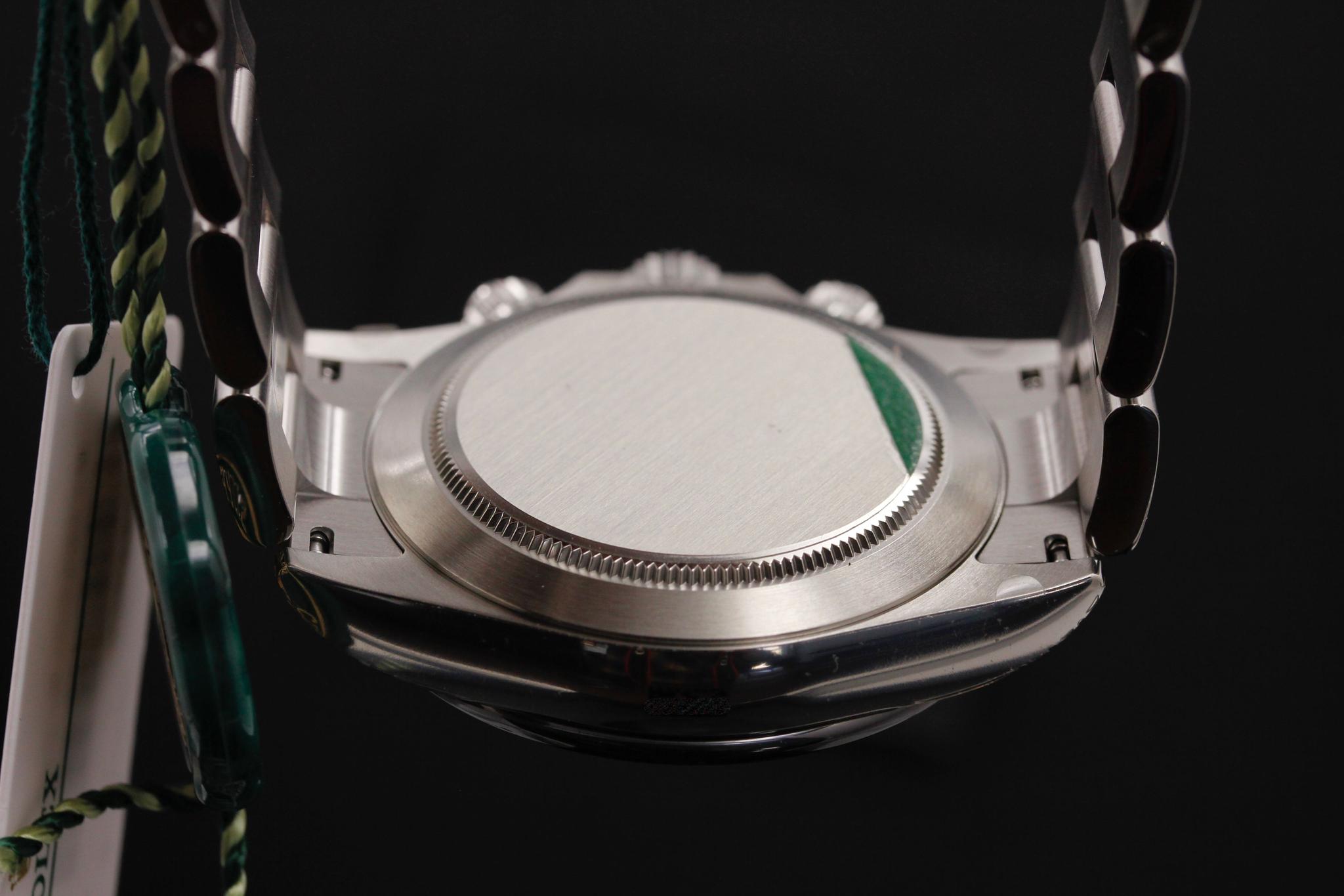 Watch Image 7