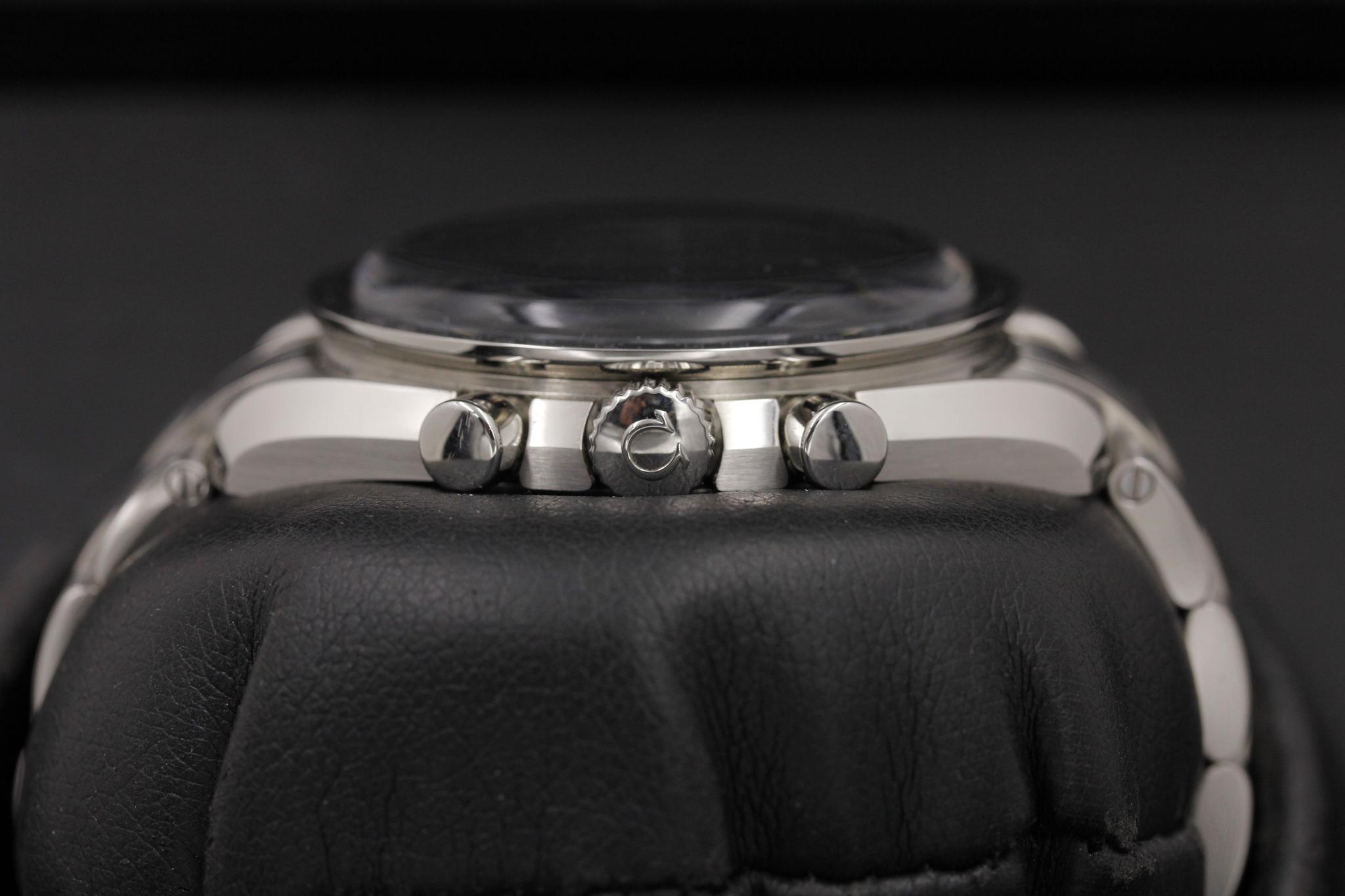 Watch Image 3