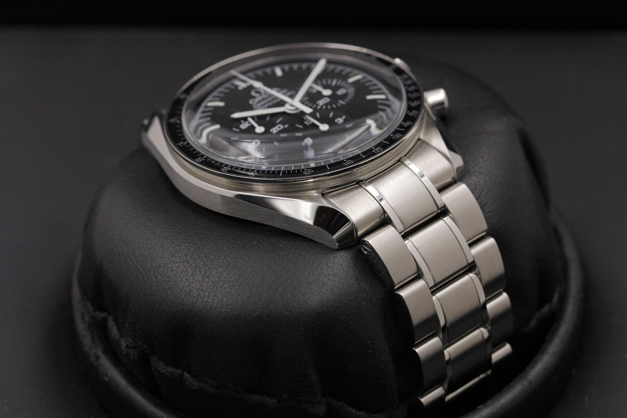 Watch Image 6