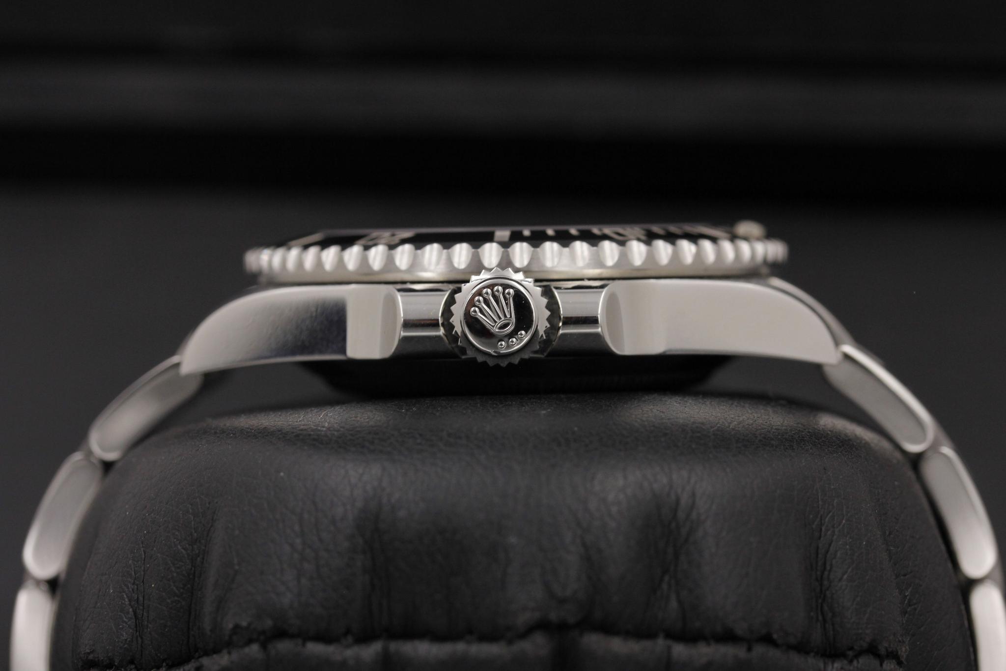 Watch Image 3