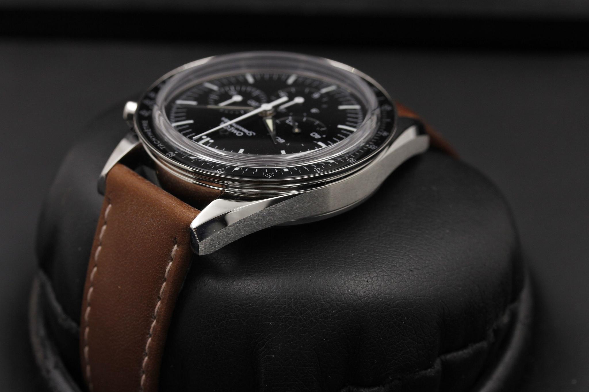 Watch Image 5