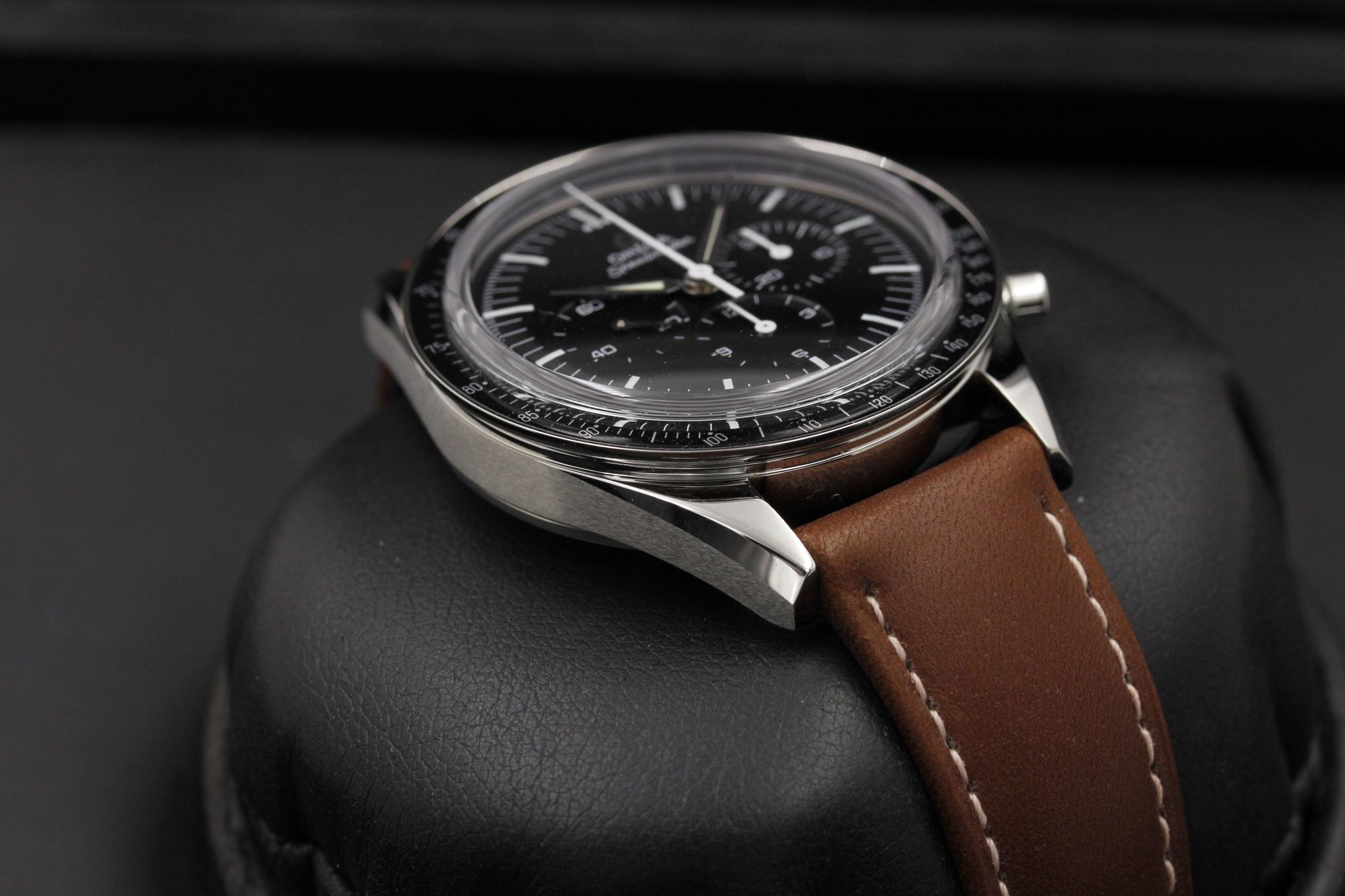 Watch Image 6