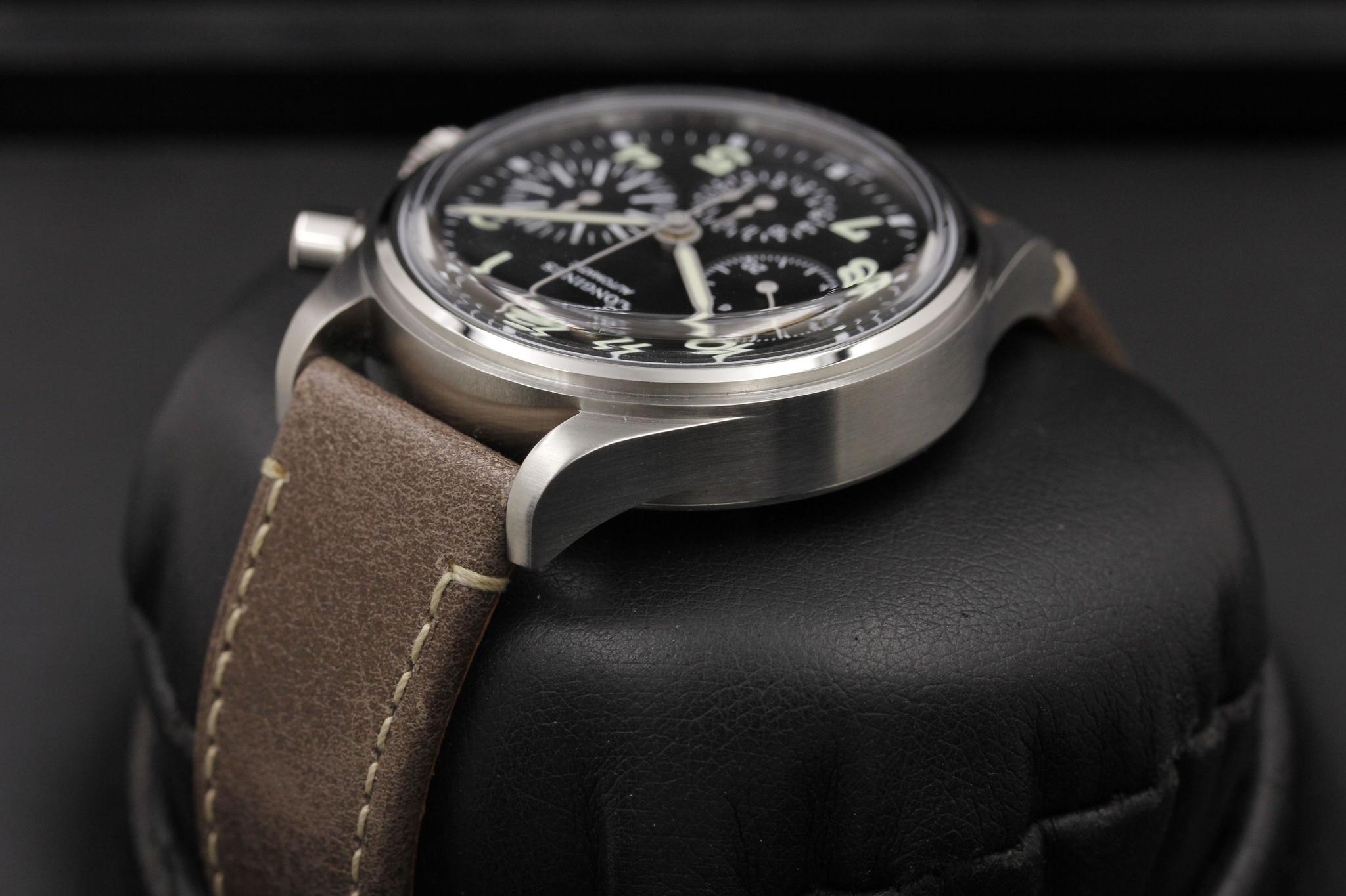 Watch Image 5