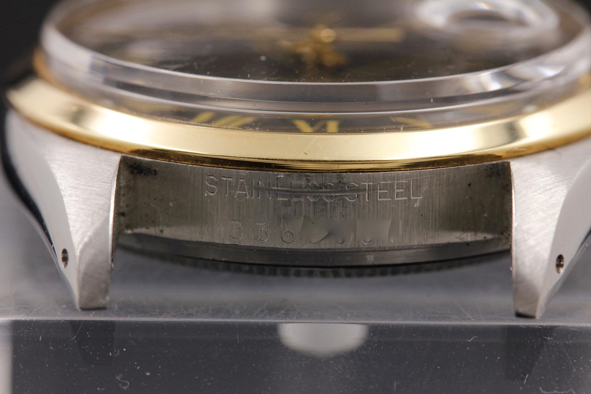 Watch Image 11