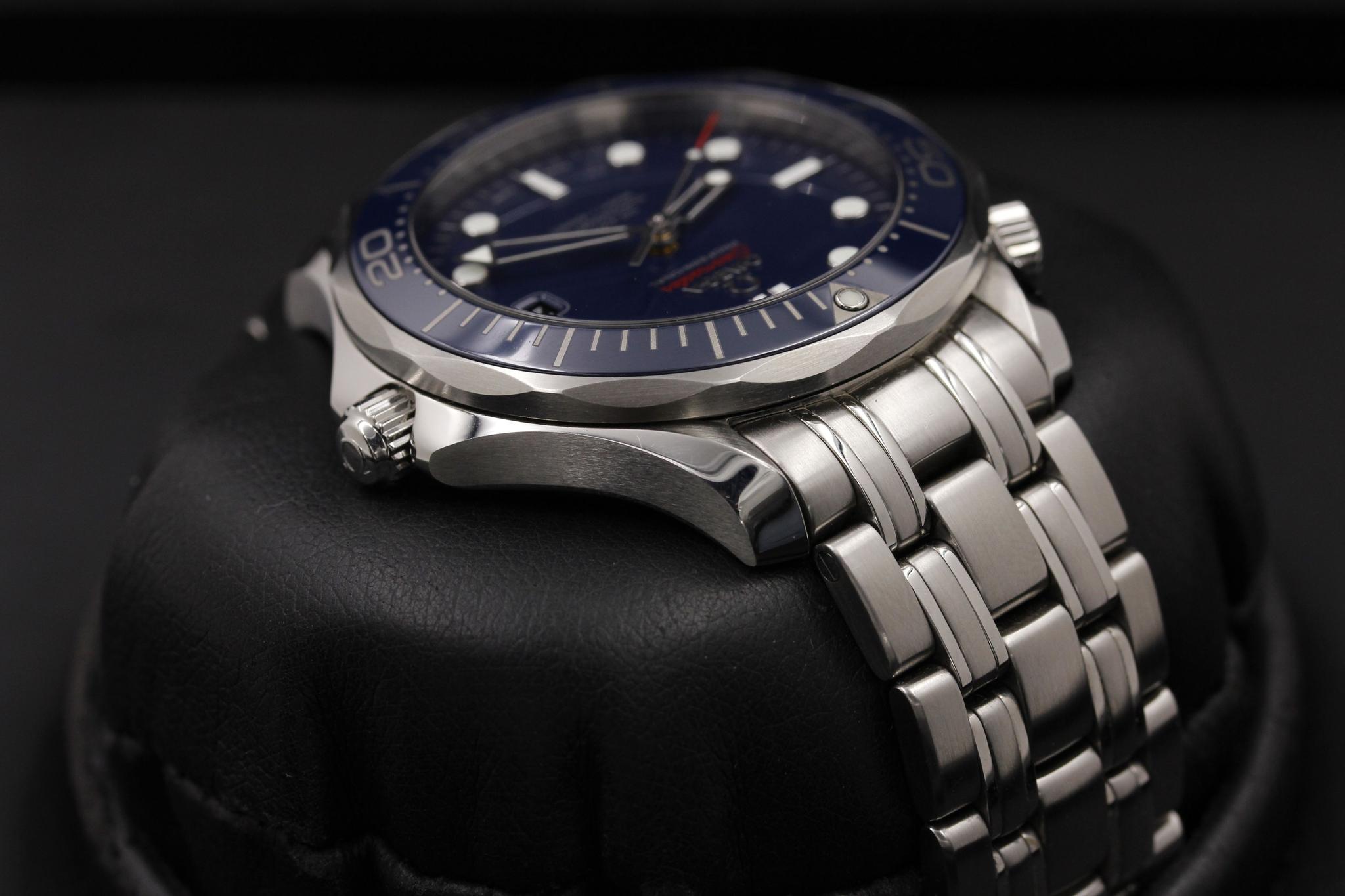 Watch Image 4