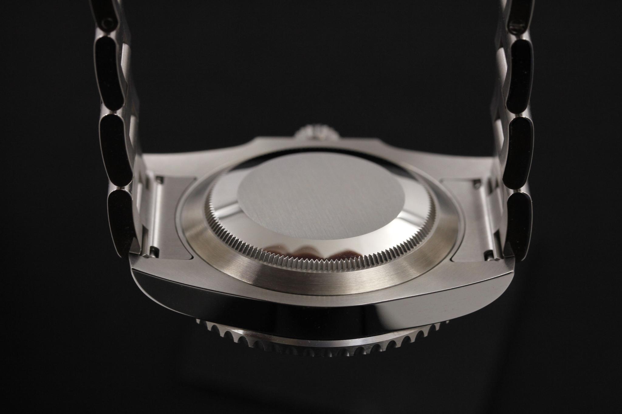 Watch Image 7