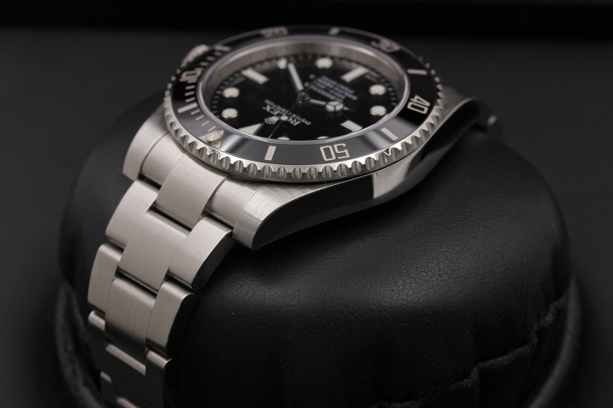 Watch Image 5