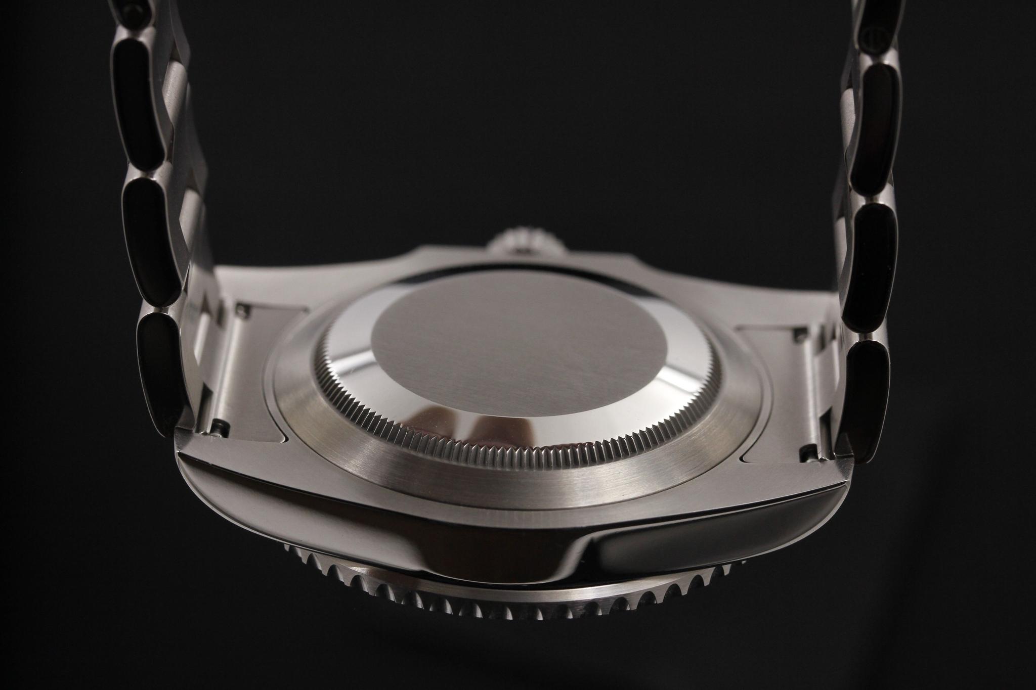 Watch Image 7