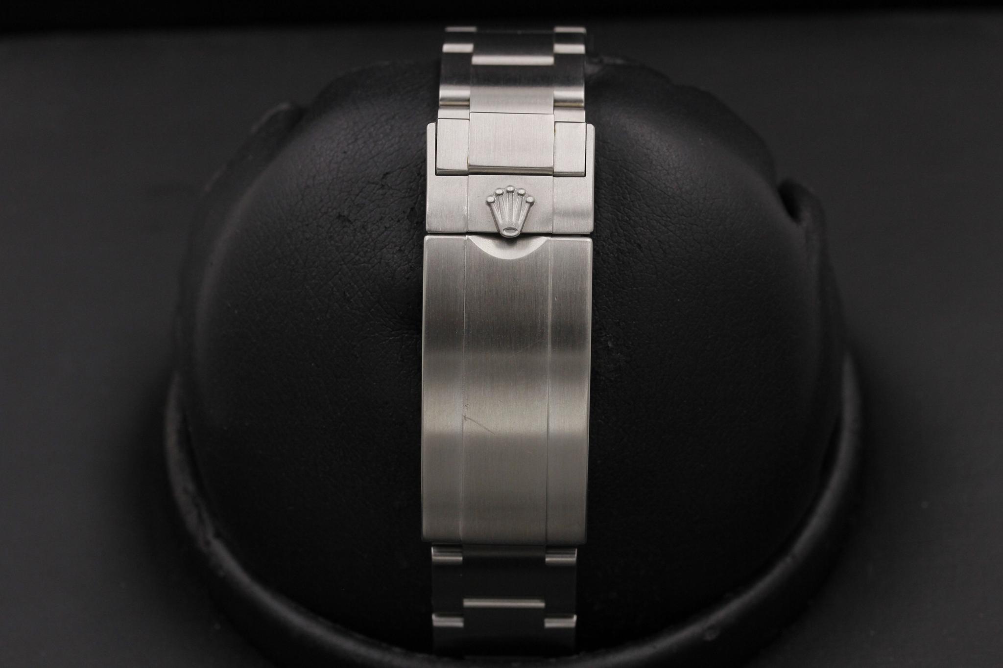 Watch Image 8
