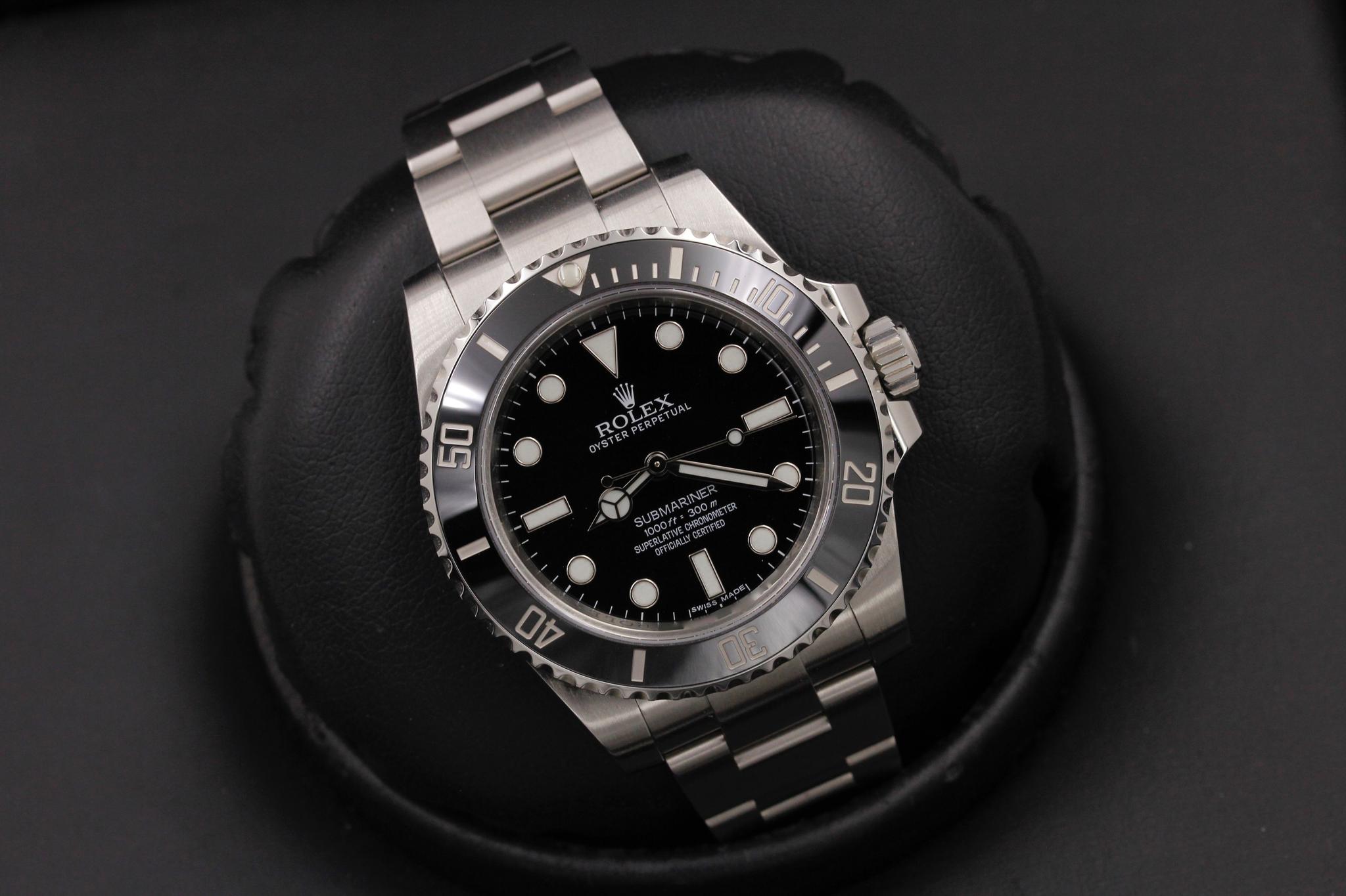 Watch Image 10