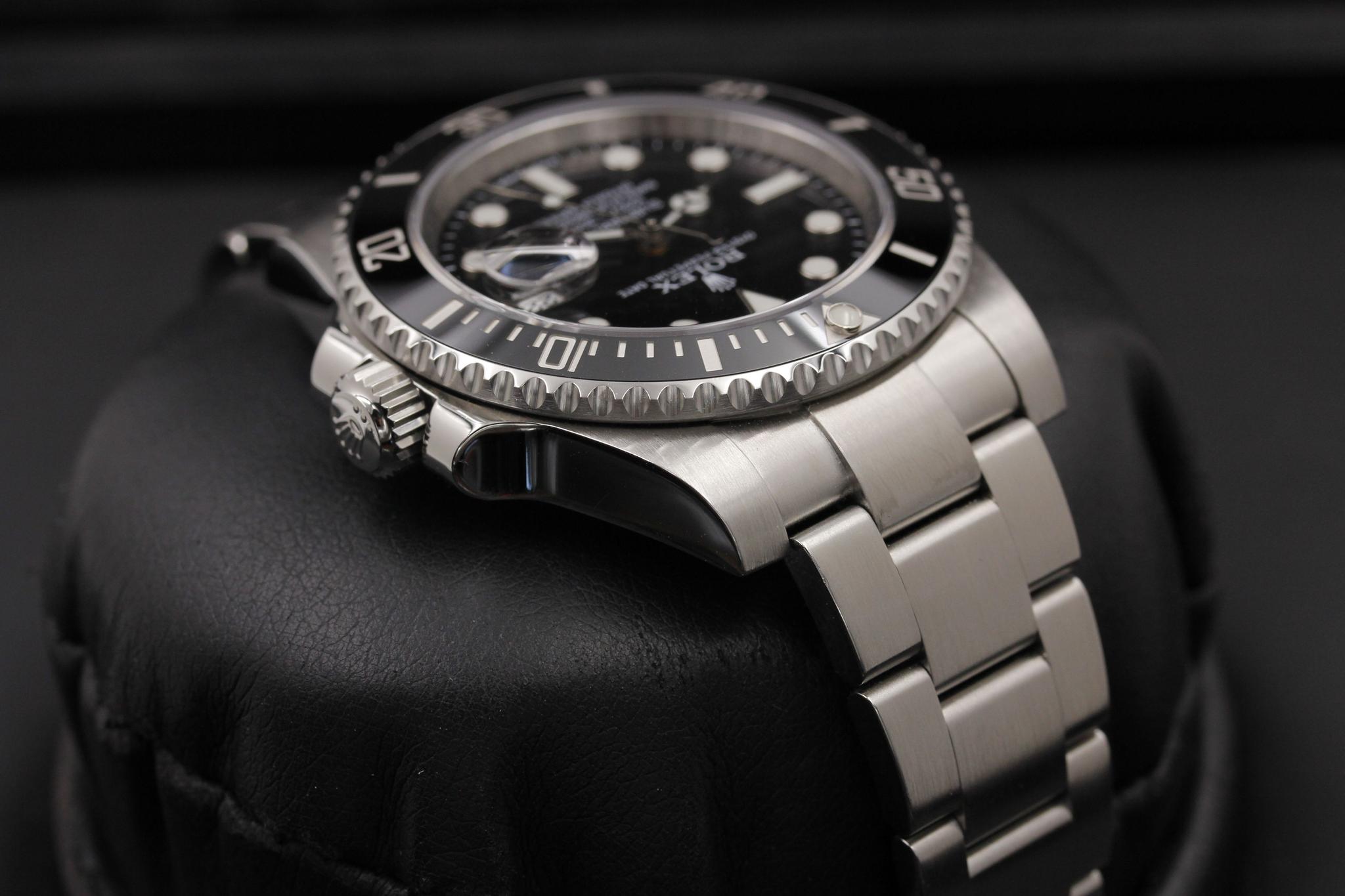 Watch Image 4