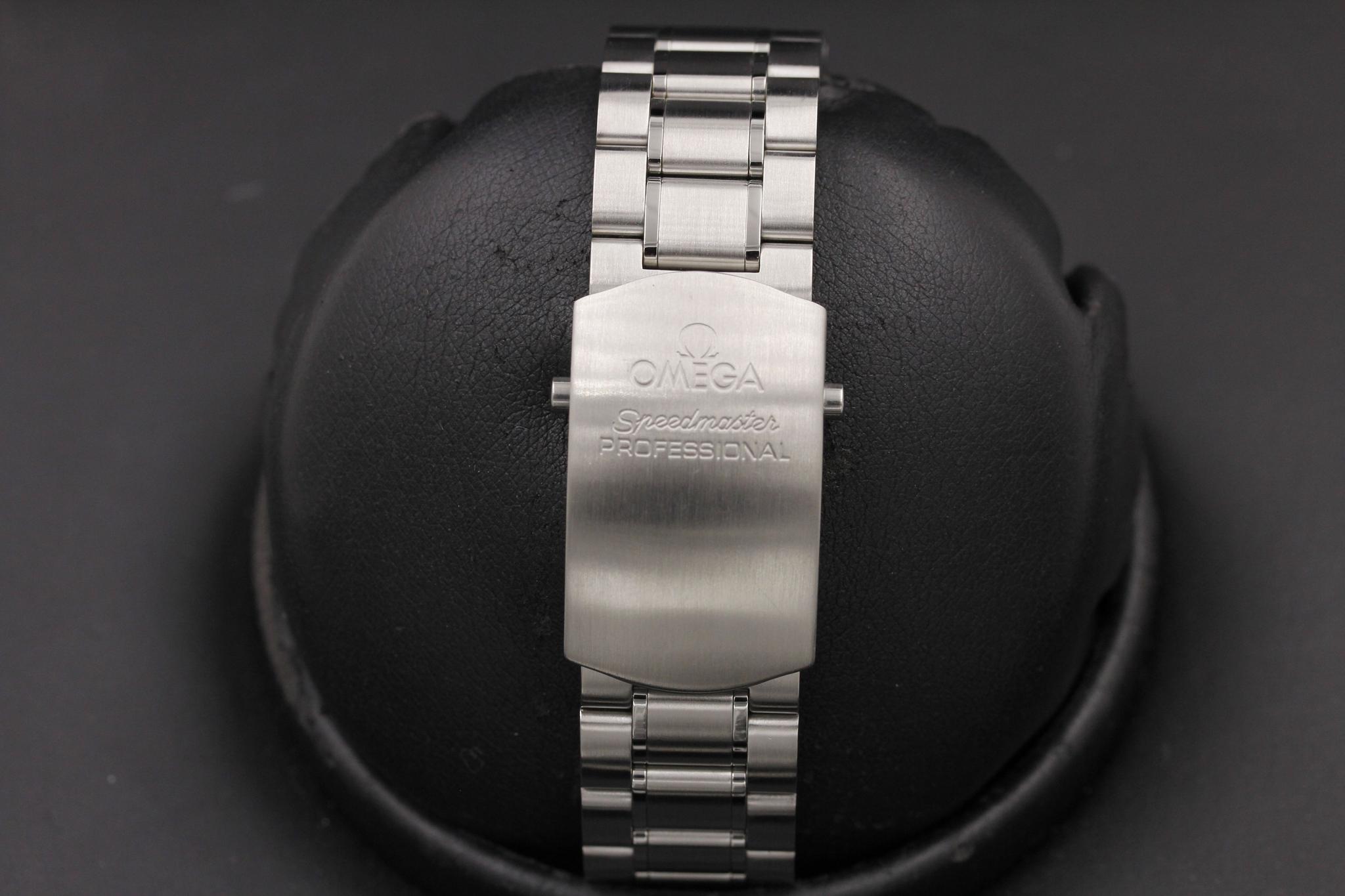 Watch Image 8